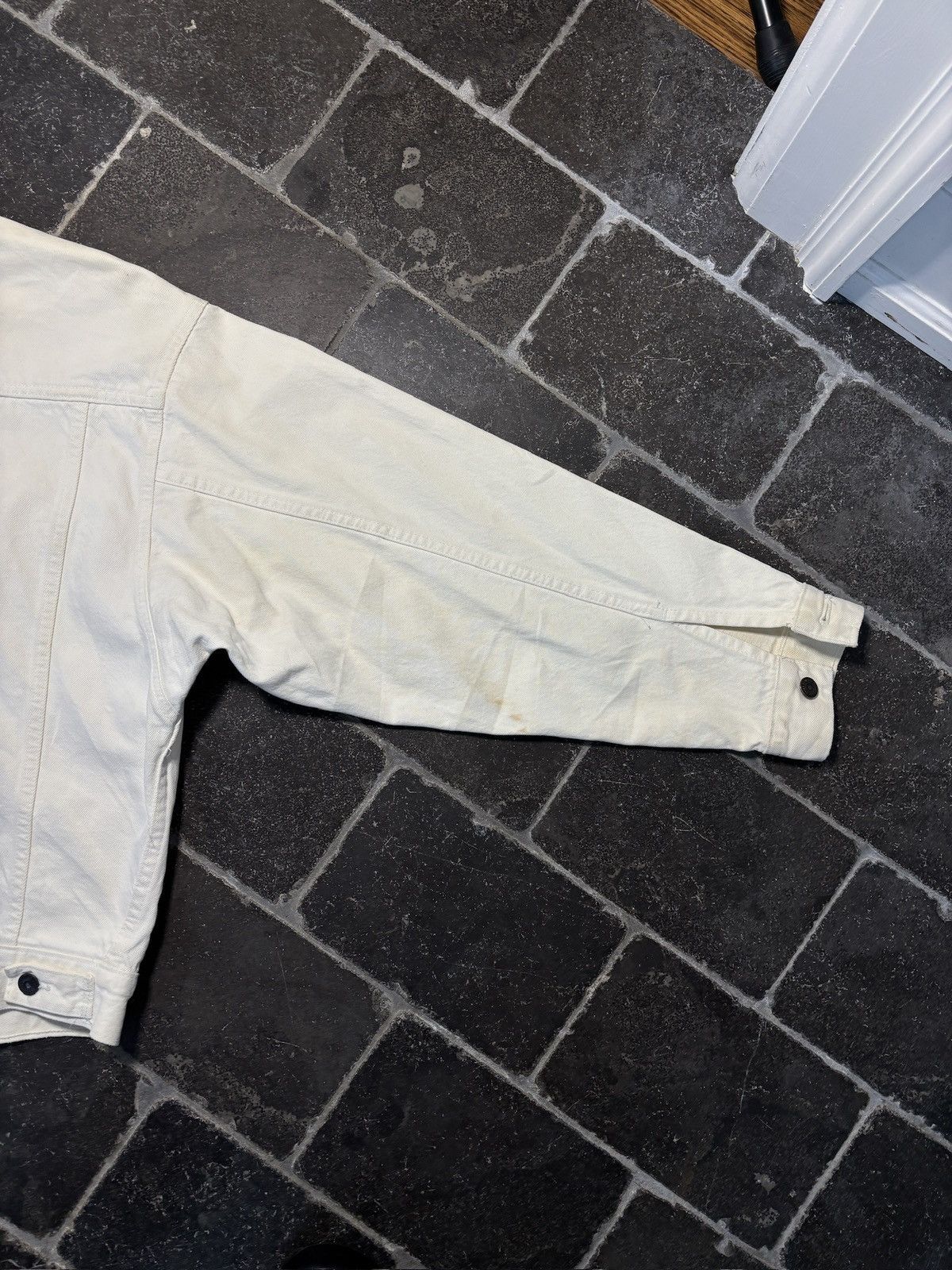 Levi's 1990s Vintage Levi's Denim Jacket White Jean Jacket Size US S / EU 44-46 / 1 - 10 Thumbnail