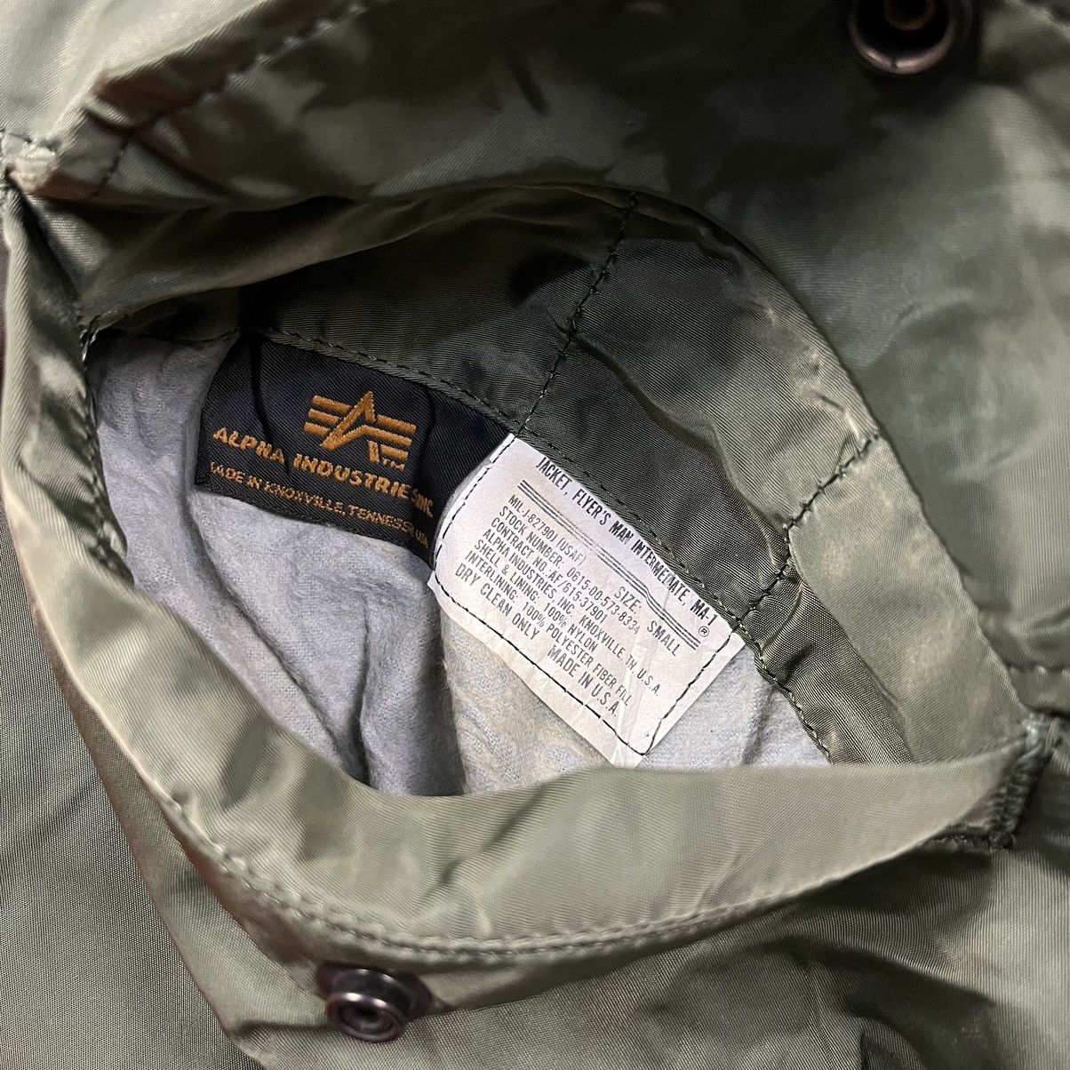 Alpha Industries Vintage Alpha Industries Ma-1 bomber jacket Size US S / EU 44-46 / 1 - 8 Thumbnail