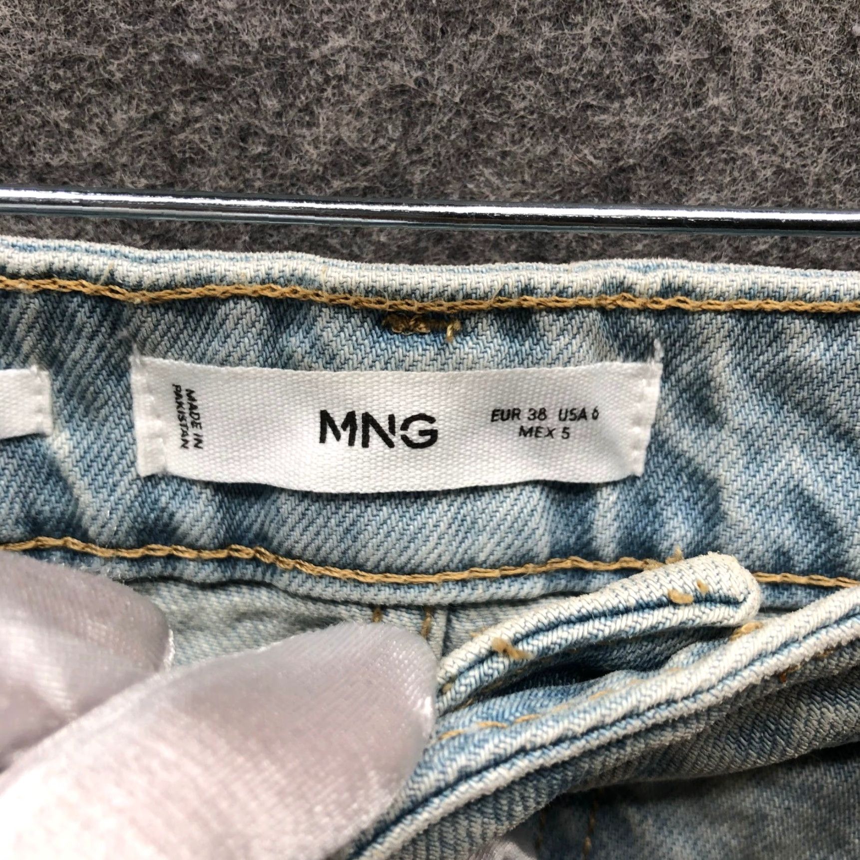 AG Jeans VINTAGE? No. Size 28" / US 6 / IT 42 - 3 Thumbnail