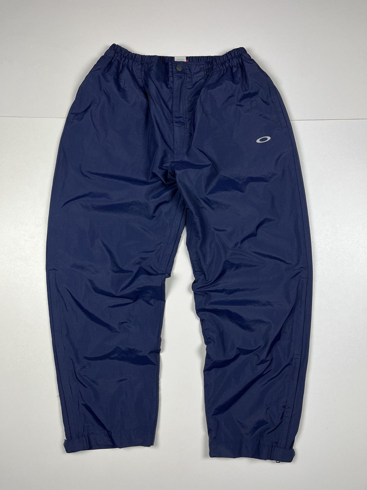 Oakley Vintage Oakley Nylon Outdoors Track Pants Blue Size XL Y2K Size US 36 / EU 52 - 1 Thumbnail