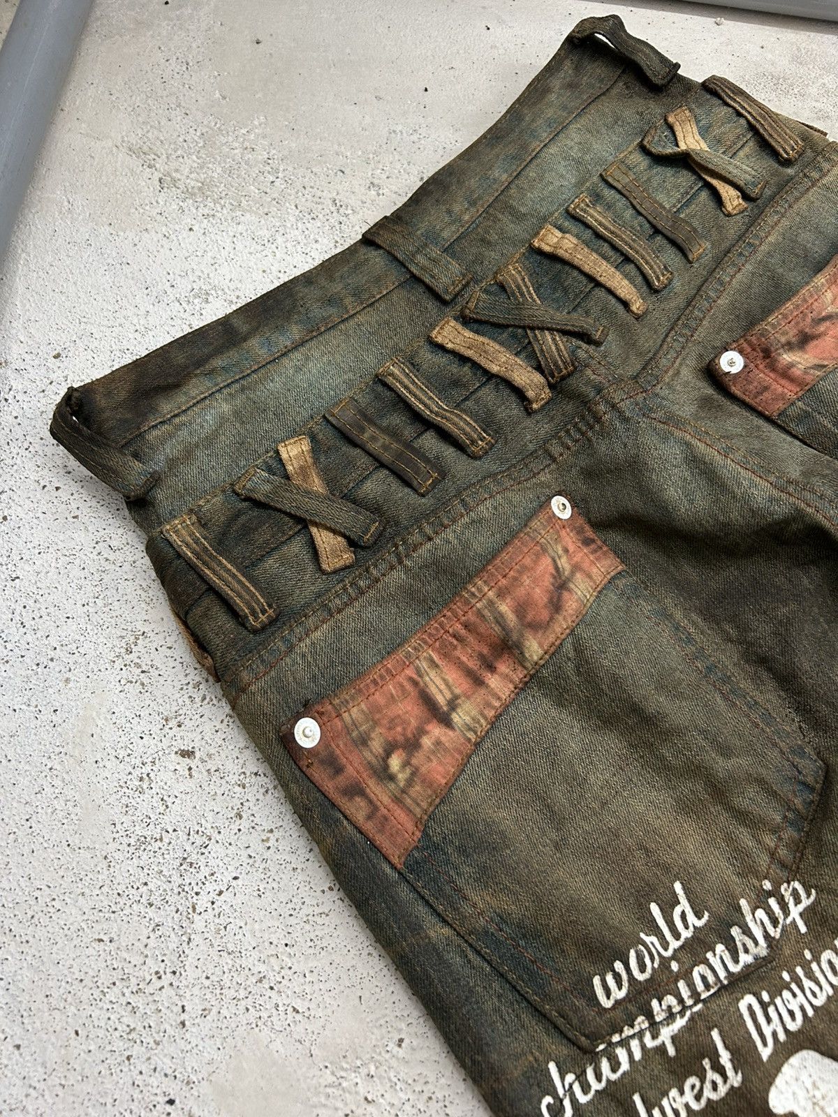 20471120 Vintage Dominate Japan Double Waist Mud Washed Dirty Wording Size US 30 / EU 46 - 16 Thumbnail