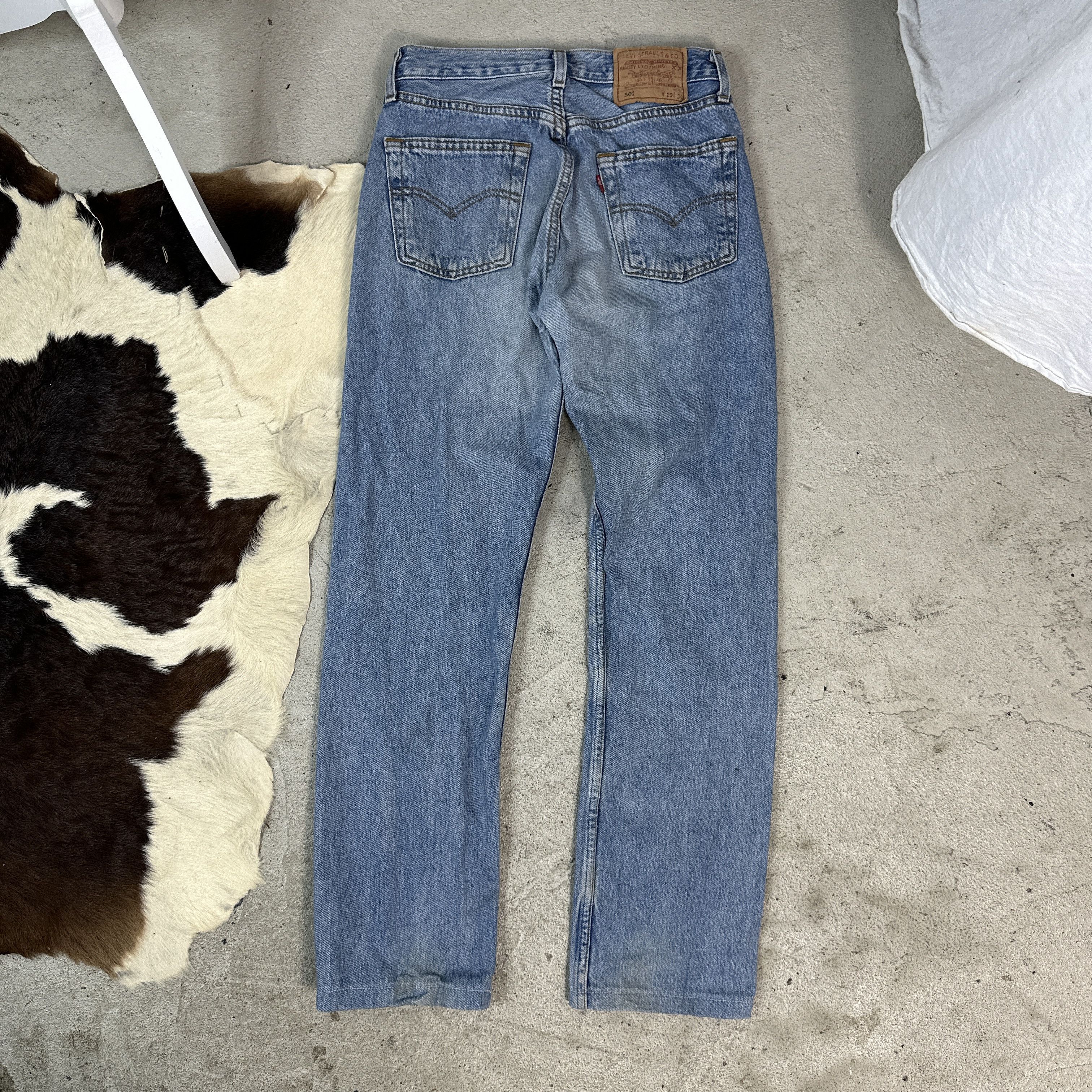 Levi's × Vintage Vintage Levi's 501 90s jeans Size US 29 - 3 Thumbnail