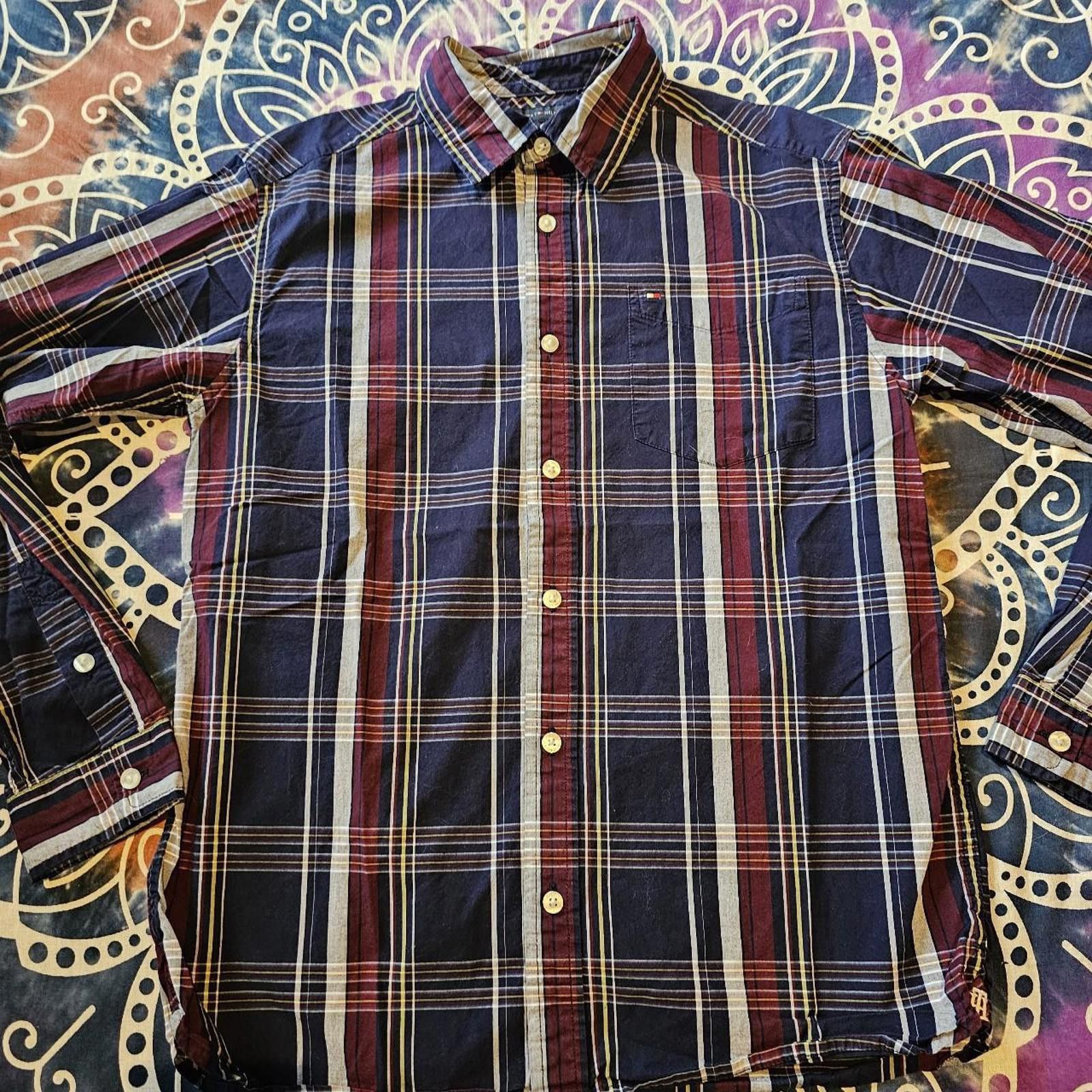 Tommy Hilfiger Tommy Hilfiger Kid's Burgundy and Navy Button Down Size US XL / EU 56 / 4 - 2 Thumbnail