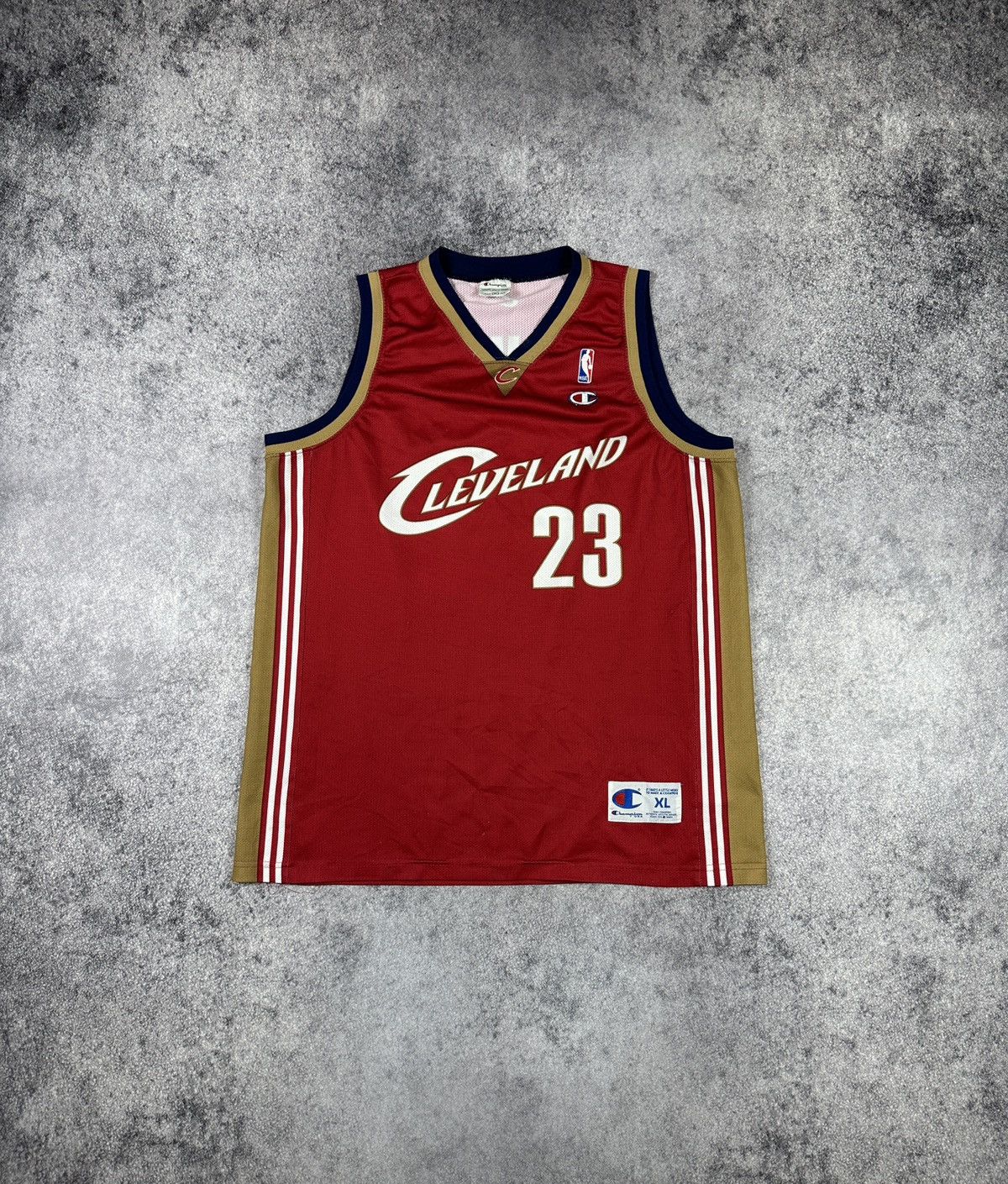 Vintage Champion Cleveland 23 James NBA Jersey Rare USA XL