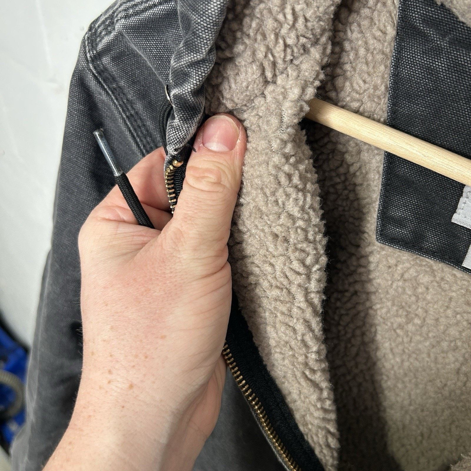 Carhartt Y2K Carhartt Sherpa-Lined Hooded Detroit Jacket “Black” Size S / US 4 / IT 40 - 13 Thumbnail