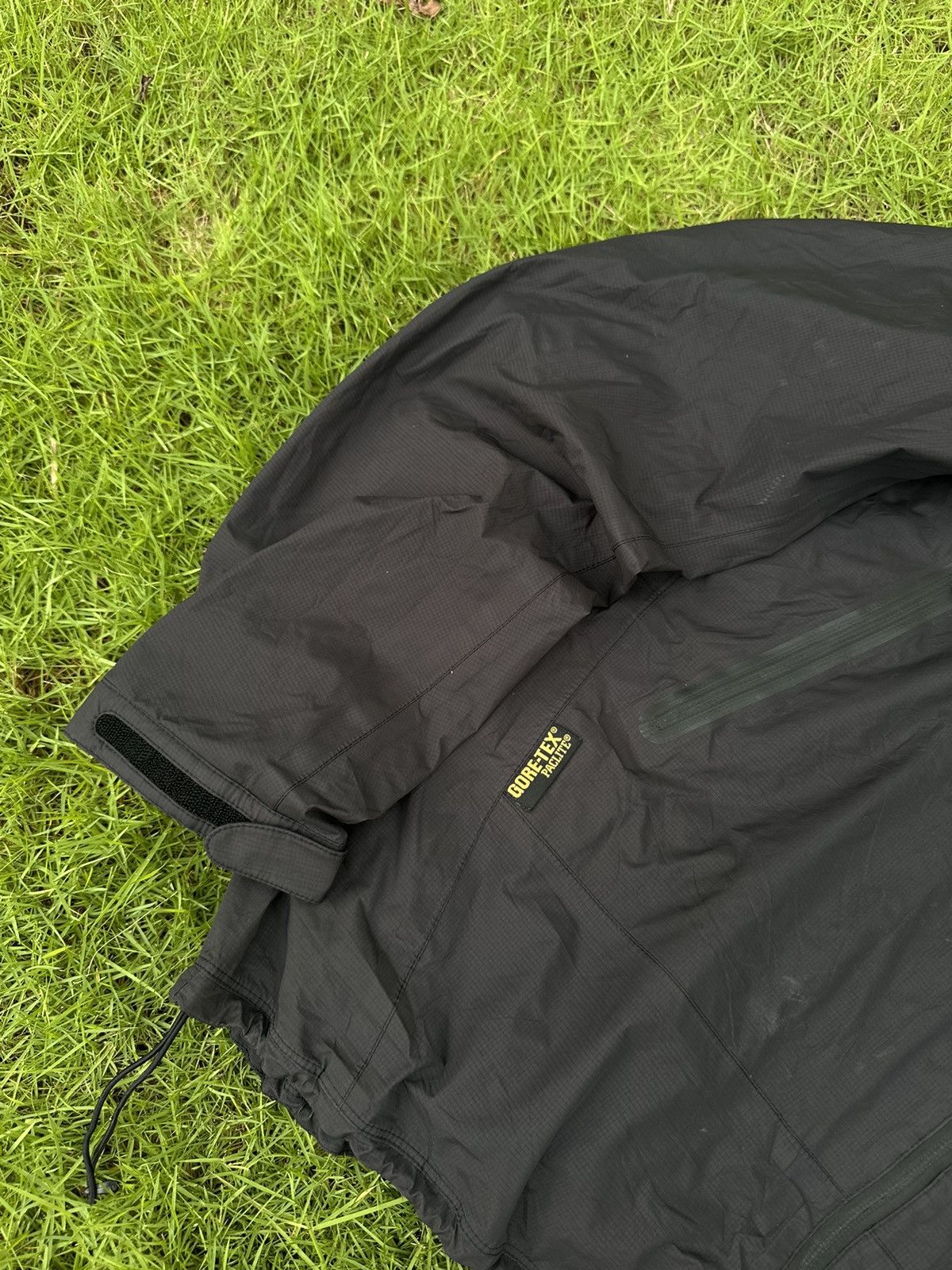 Goretex × The North Face THE NORTH FACE GORETEX VINTAGE LIGHT JACKET Size US XL / EU 56 / 4 - 5 Thumbnail