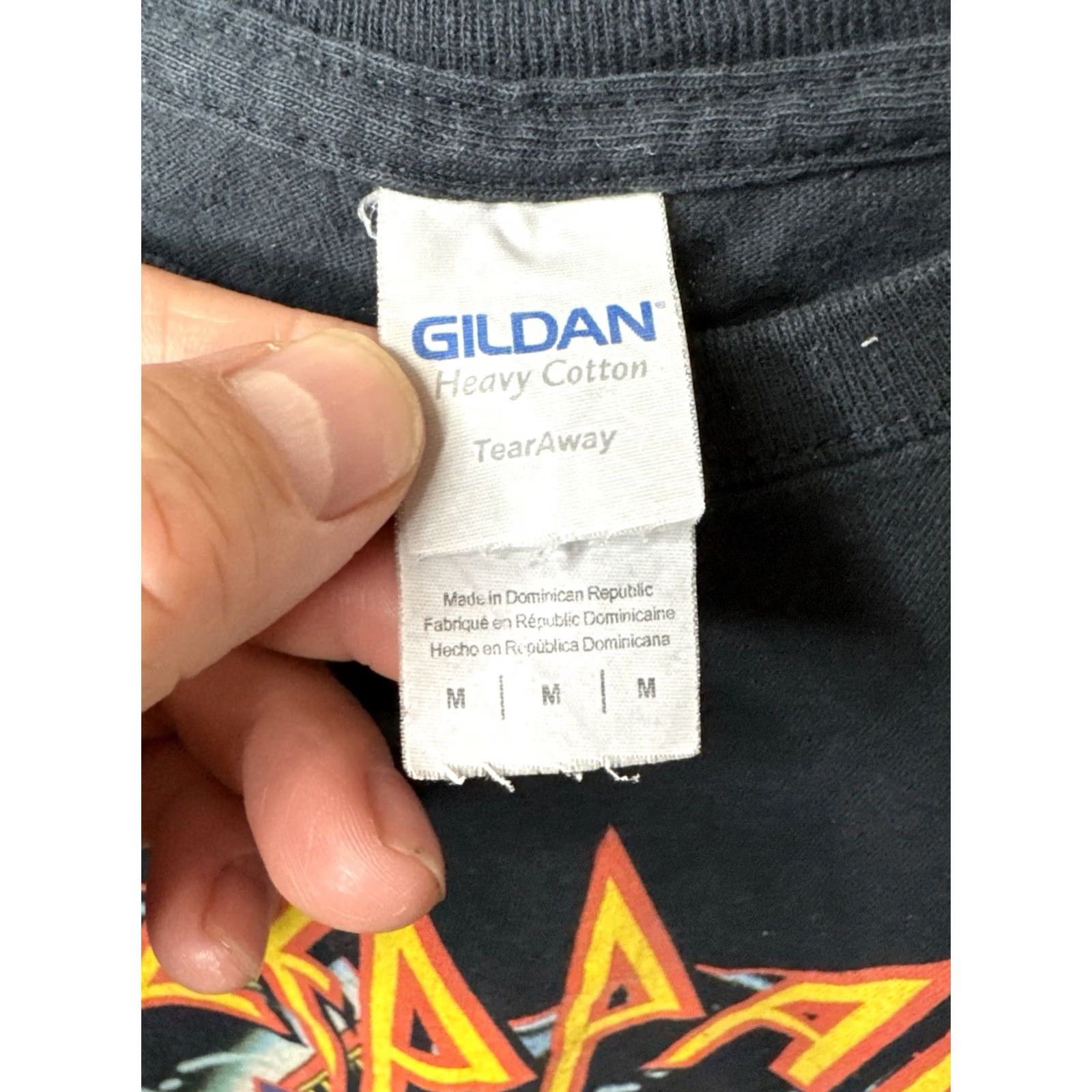 Gildan Def Leppard Tour Shirt Black Size M Double Sided Band Tee Music 80s 90s Mens Size US M / EU 48-50 / 2 - 3 Thumbnail