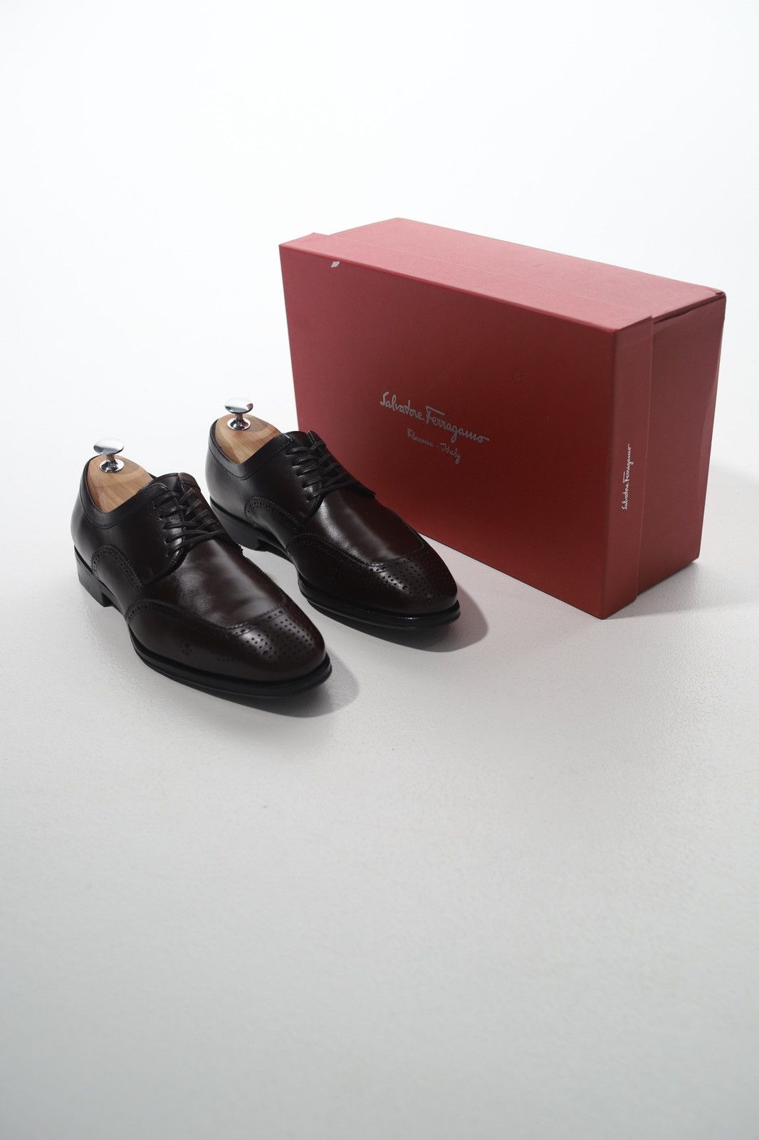 Salvatore Ferragamo SALVATORE FERRAGAMO Derby Leather Shoes MURANO Perforated Size US 8.5 / EU 41-42 - 1 Thumbnail