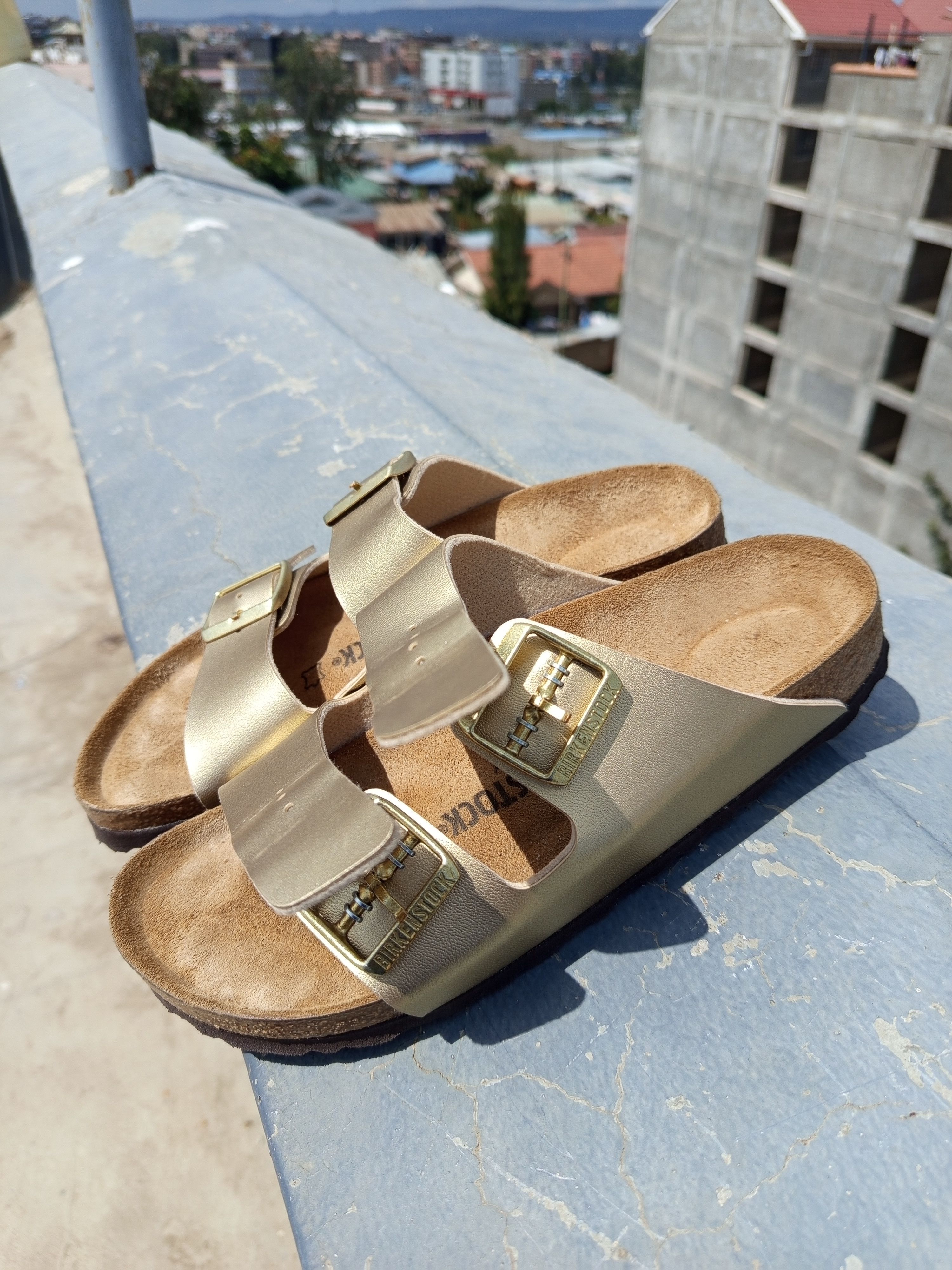 Birkenstock Birkenstock Gold Size US 5 / IT 35 - 5 Thumbnail
