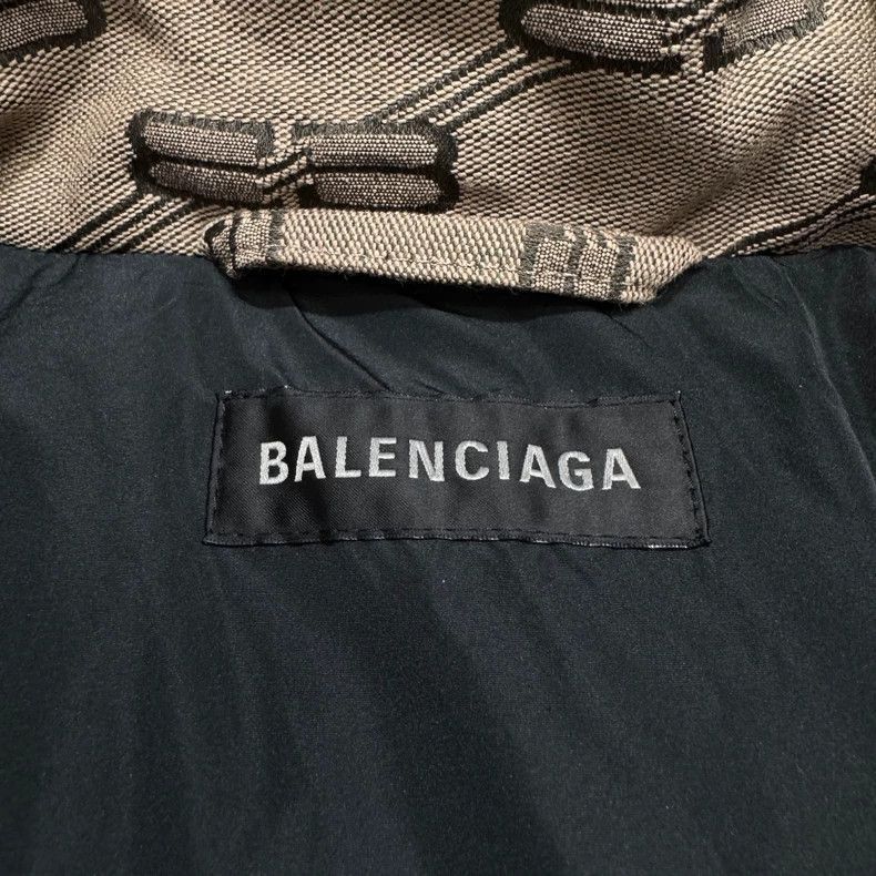 Balenciaga Balenciaga All Over Print Down Jacket-2505 Size US L / EU 52-54 / 3 - 4 Thumbnail