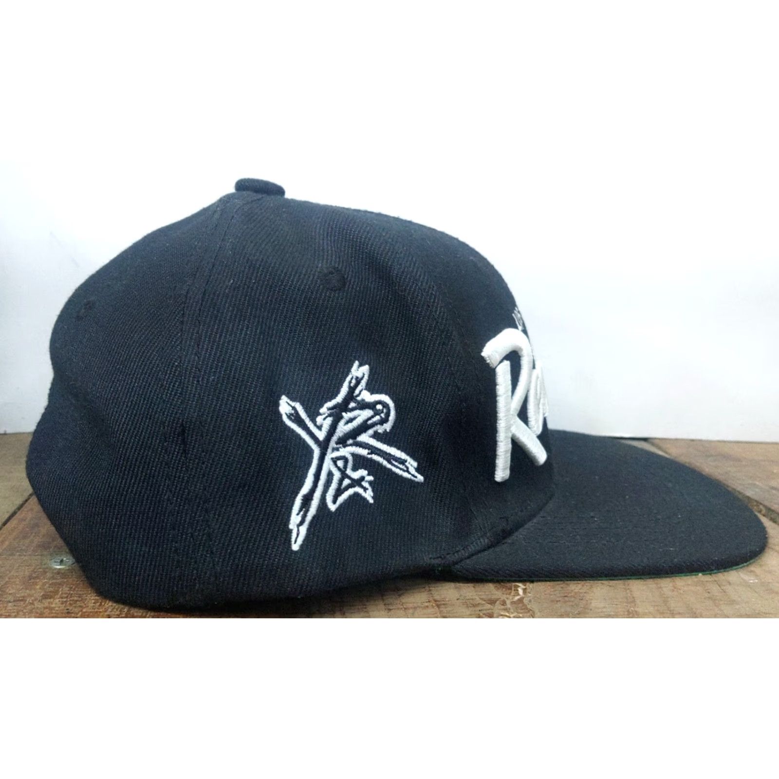 Vintage Young & Reckless Los Angeles Reckless Snapback Cap All Black Wool Adjustable Mens One Size Black Twill Hat 90s Hip Hop Outdoor Size ONE SIZE - 6 Thumbnail