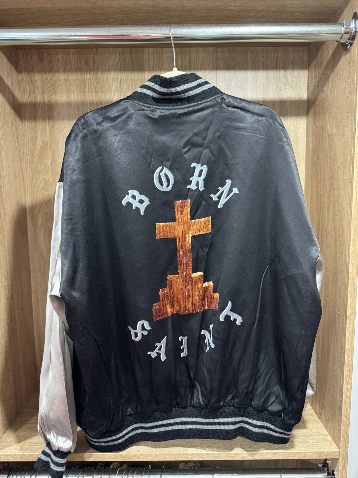 Born X Raised × Saint Michael Saint Michael x Born x Raised Satin Bomber size XL Size US XL / EU 56 / 4 - 2 Thumbnail