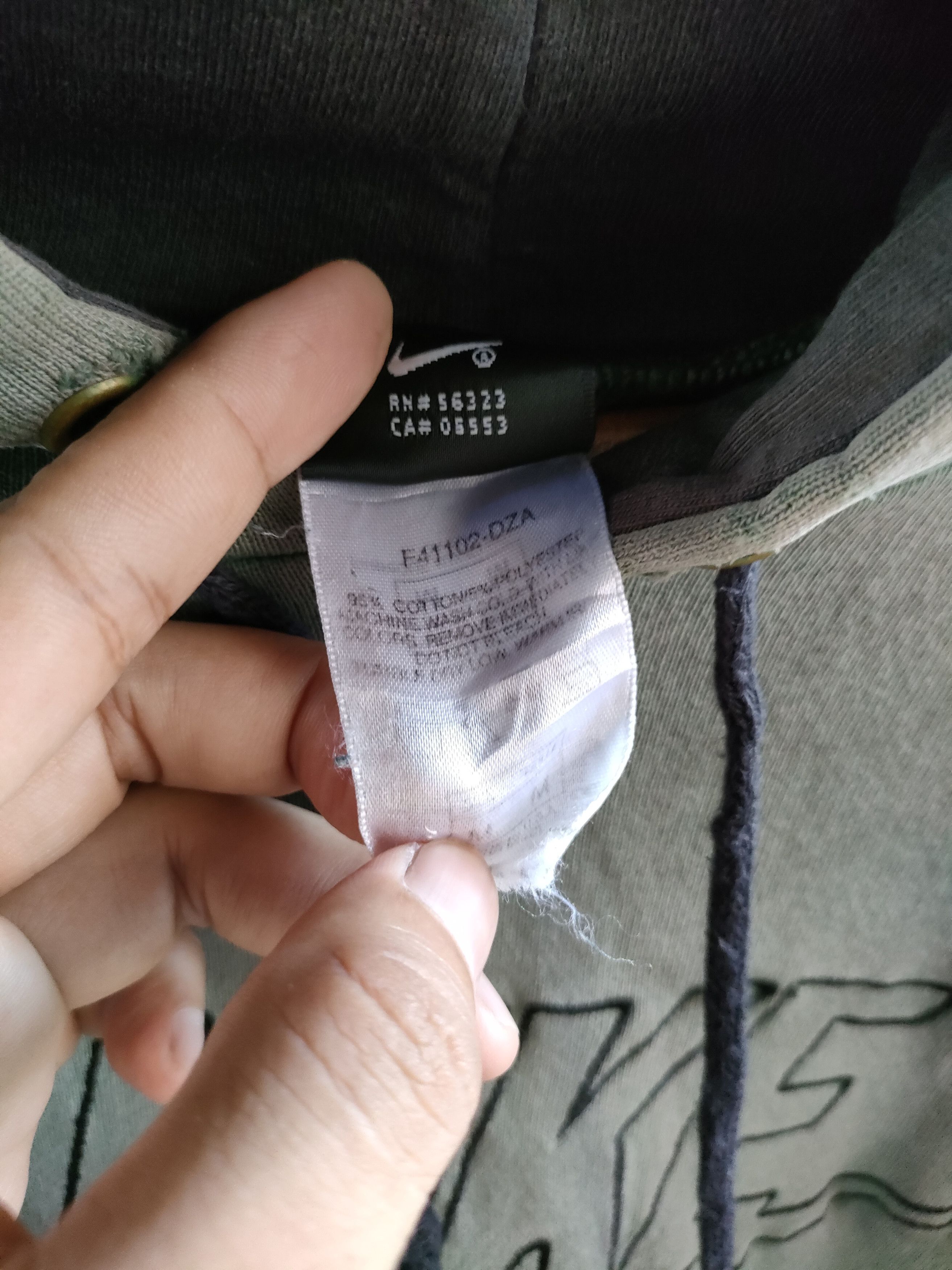 If Six Was Nine × Nike × Vintage Vintage Distressed Nike Hoodie Size US L / EU 52-54 / 3 - 7 Thumbnail