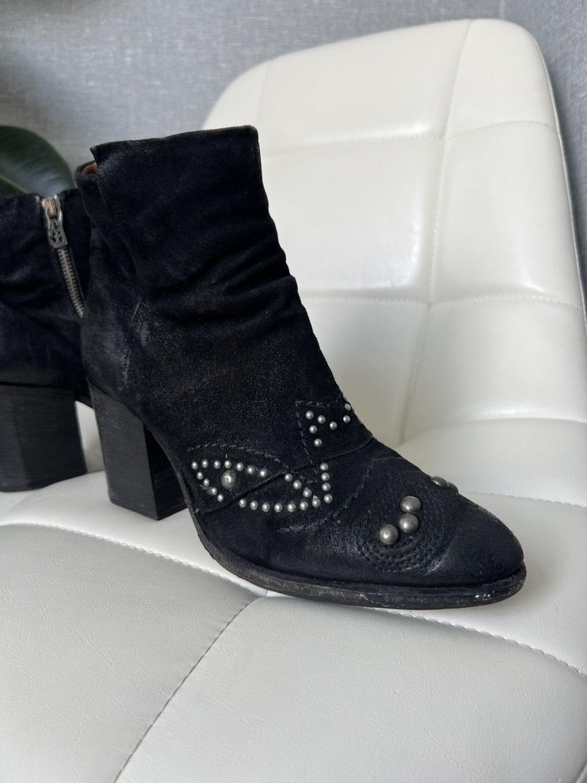 A.S.98 A.S.98 Western Style Studded Suede Leather Ankle Boots Sz 39 Size US 9 / IT 39 - 10 Thumbnail