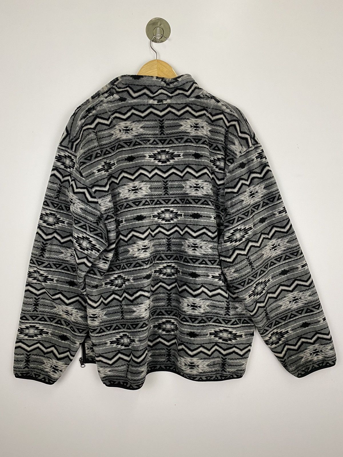 Vintage Vintage Fleece Jacket Navajo Style Size US XL / EU 56 / 4 - 2 Thumbnail