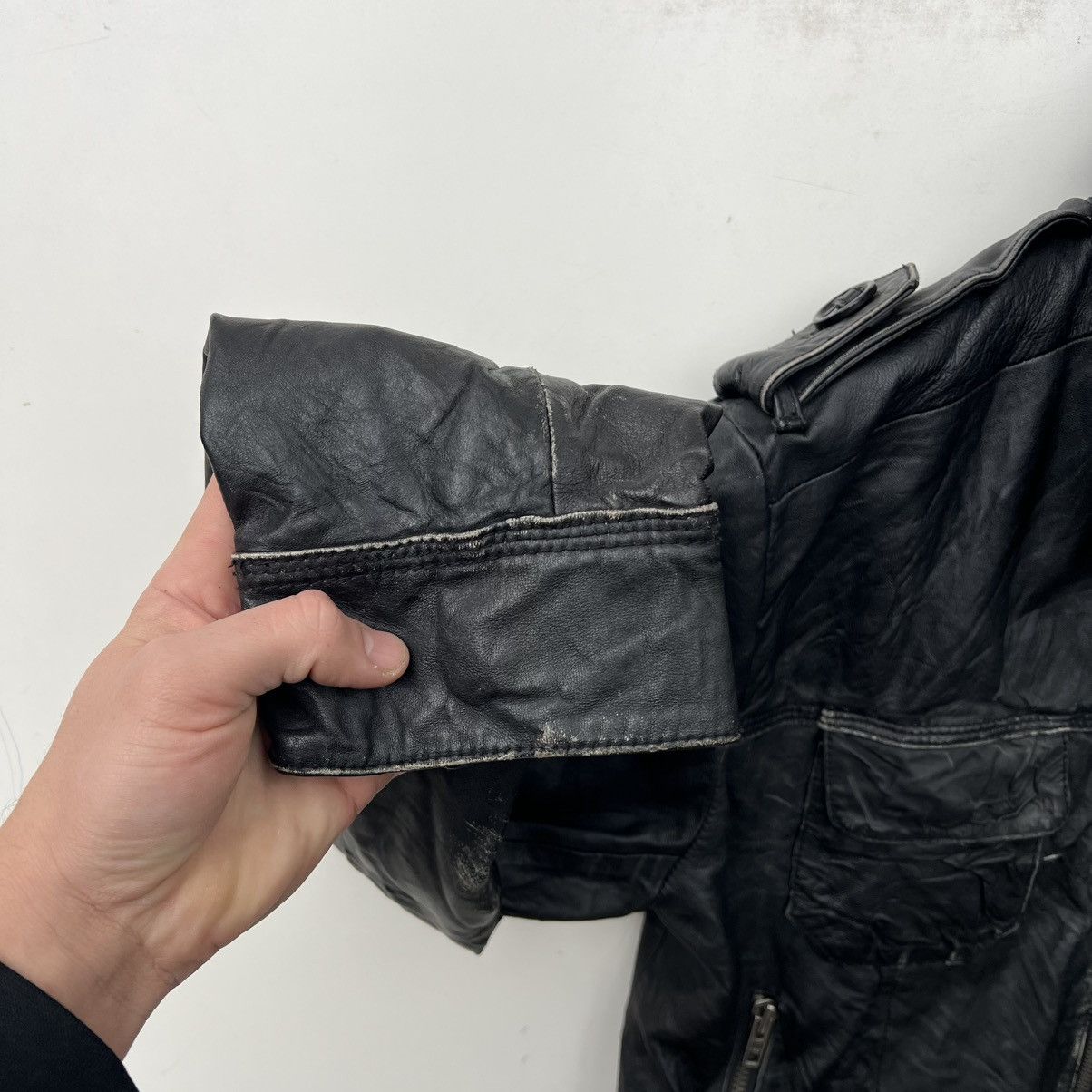 Superdry Super dry Superdry leather jacket vintage Size US L / EU 52-54 / 3 - 3 Thumbnail