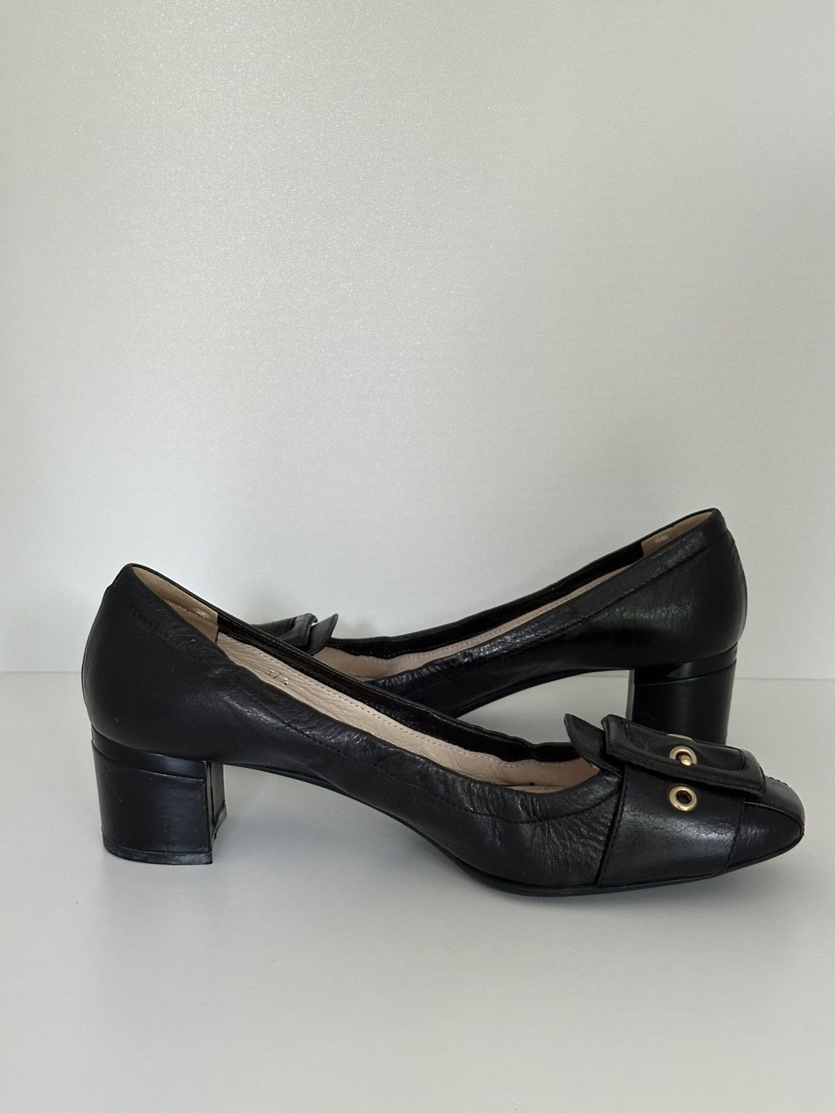 Prada Prada leather pumps heels Size US 7.5 / IT 37.5 - 5 Thumbnail