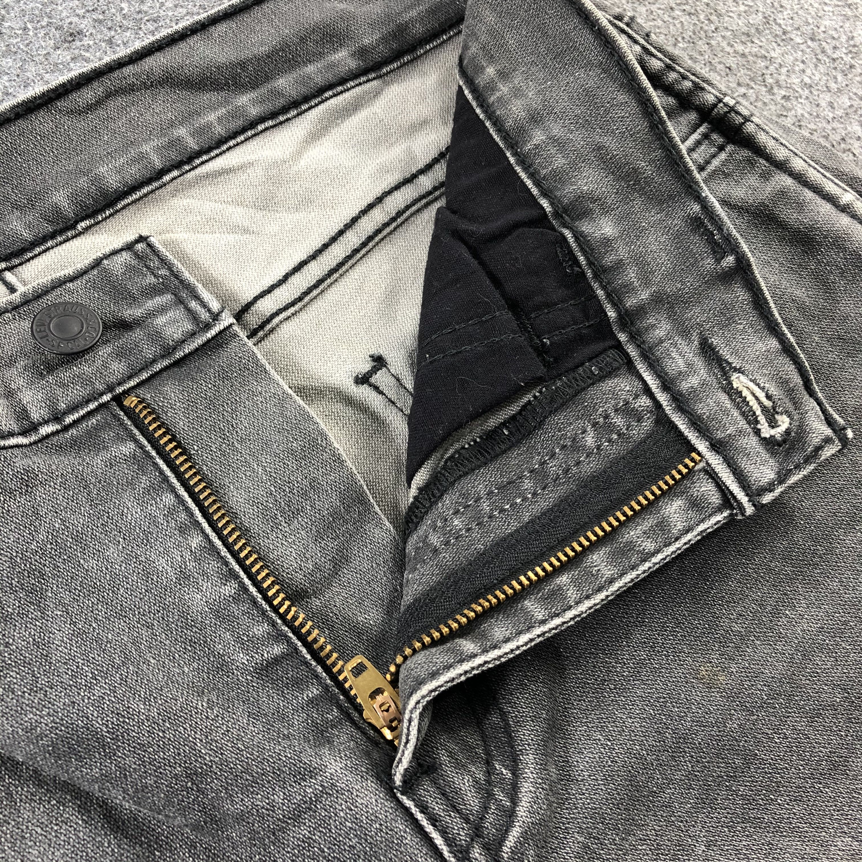Levi's Vintage Faded Black Levis 511 Jeans-J2529 Size US 32 / EU 48 - 7 Thumbnail