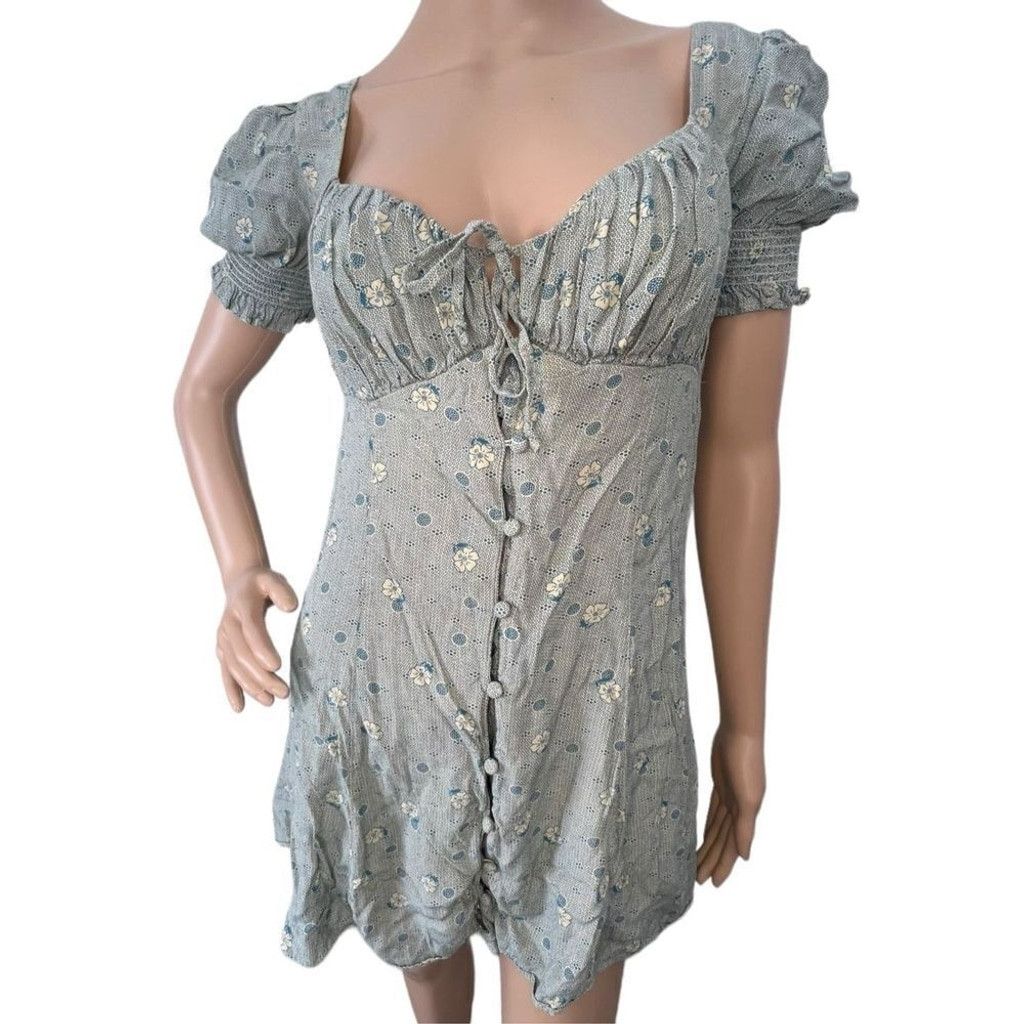 Urban Outfitters Urban Outfitters Floral Pattern Sweetheart Button Up Blouse Size L / US 10 / IT 46 - 1 Thumbnail