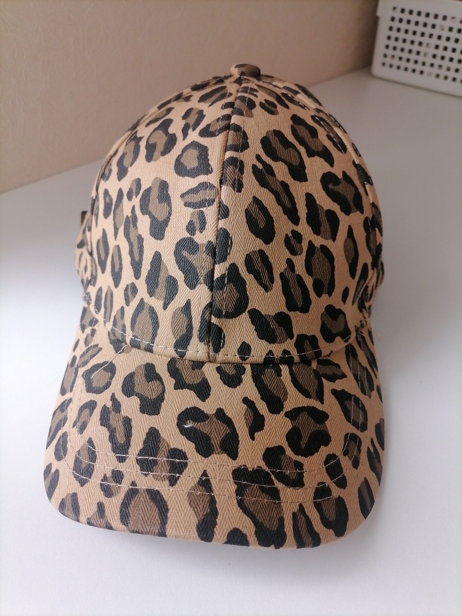 Japanese Brand Leapord Printed Casual Lover Cap Size ONE SIZE - 5 Thumbnail