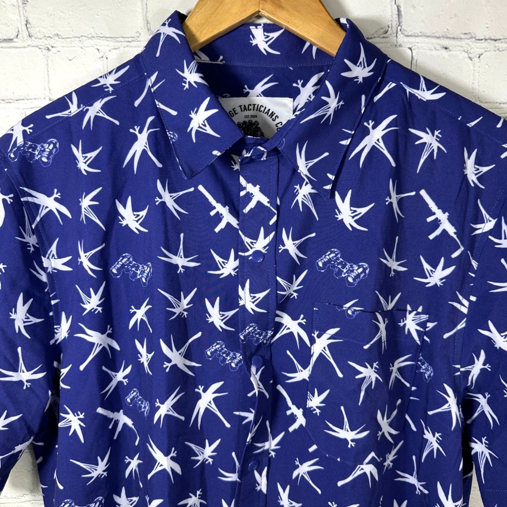 Vintage Savage Tacticians Shirt Blue Short Sleeve Button-Up Mens M Graphic Print Navy Night Vision Rifle Theme Army Casual Travel Size US M / EU 48-50 / 2 - 2 Thumbnail