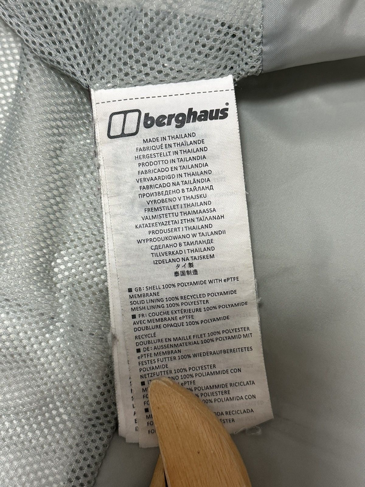 Berghaus Berghaus Women’s Size XXL Purple Gore-Tex Outdoor Jacket Size XXL / US 16-18 / IT 52-54 - 11 Thumbnail
