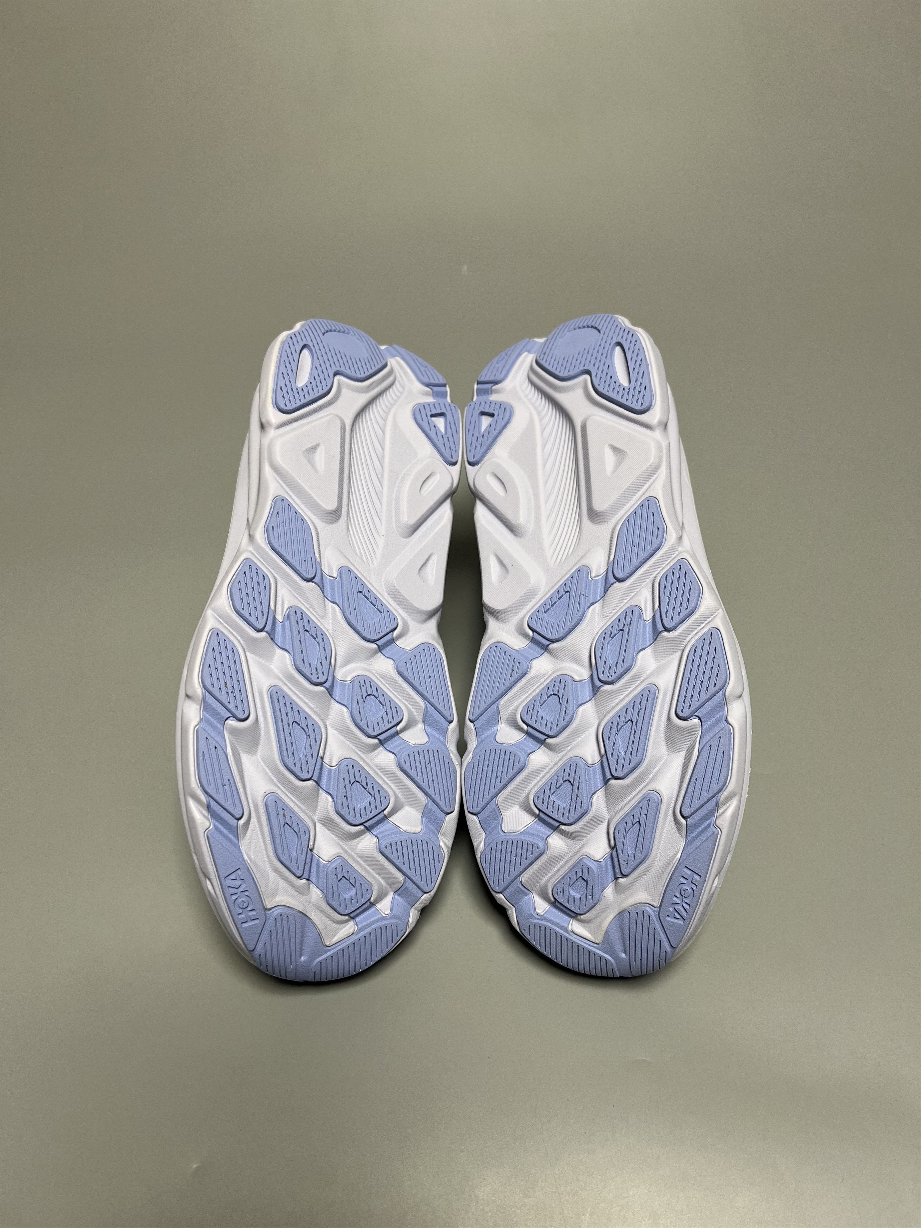 Hoka 8.5B Hoka One One Clifton 9 Running Shoes Walking Gym Size US 8.5 / IT 38.5 - 14 Thumbnail