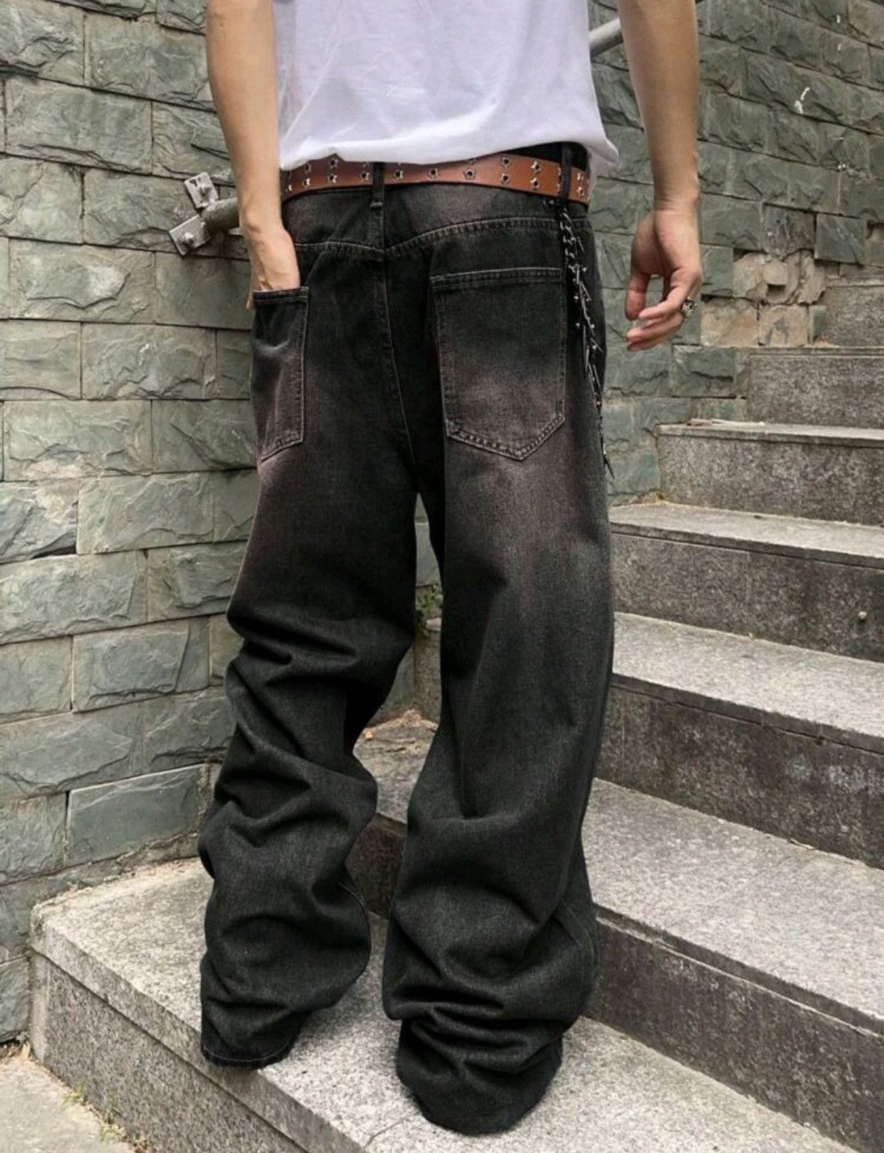Other Solid Color Classic Style Baggy Washed Jeans Daily Size US 33 - 3 Thumbnail