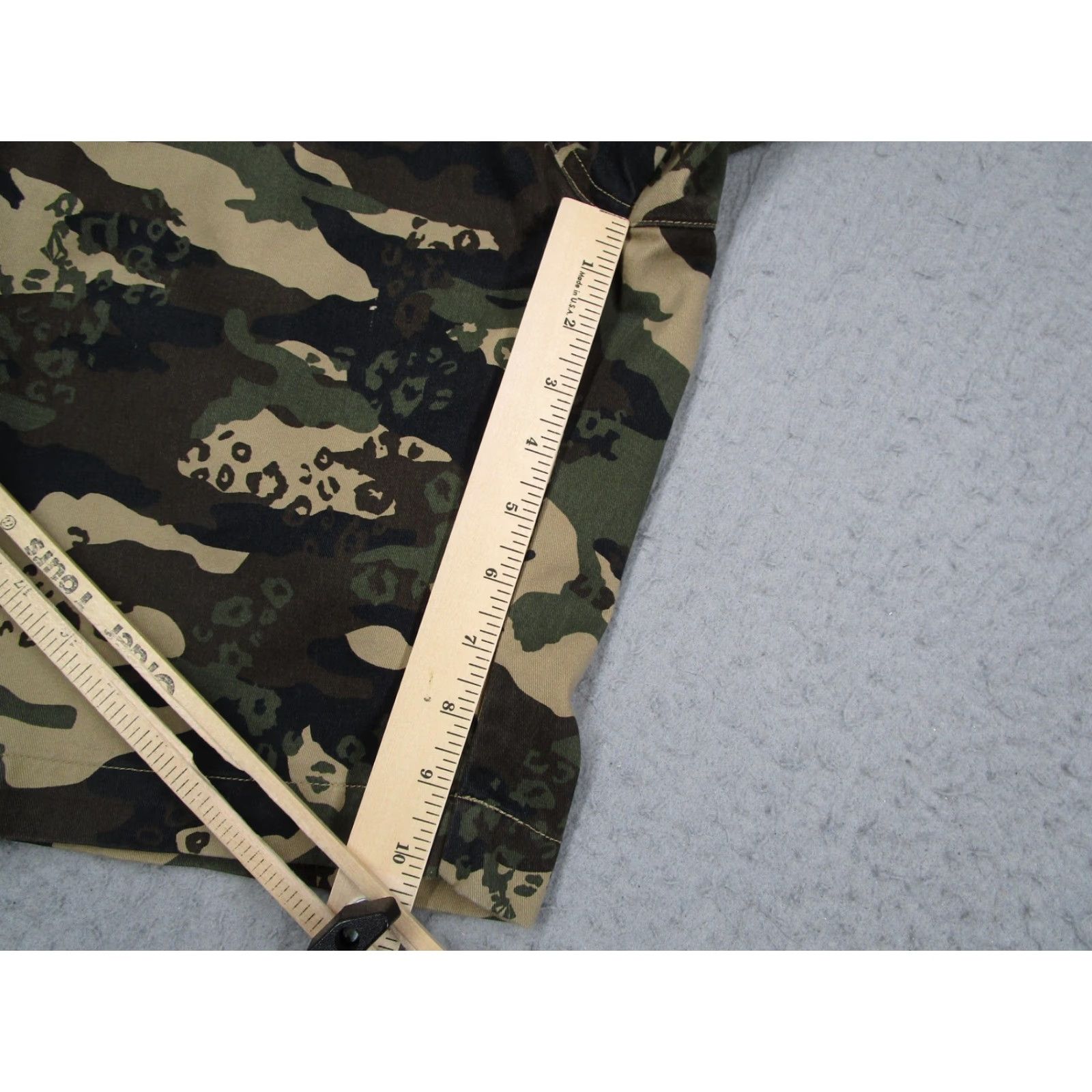 Volcom Volcom VMonty Shorts Mens 32 Green Camo Chino Casual Flat Front Size US 32 / EU 48 - 5 Thumbnail