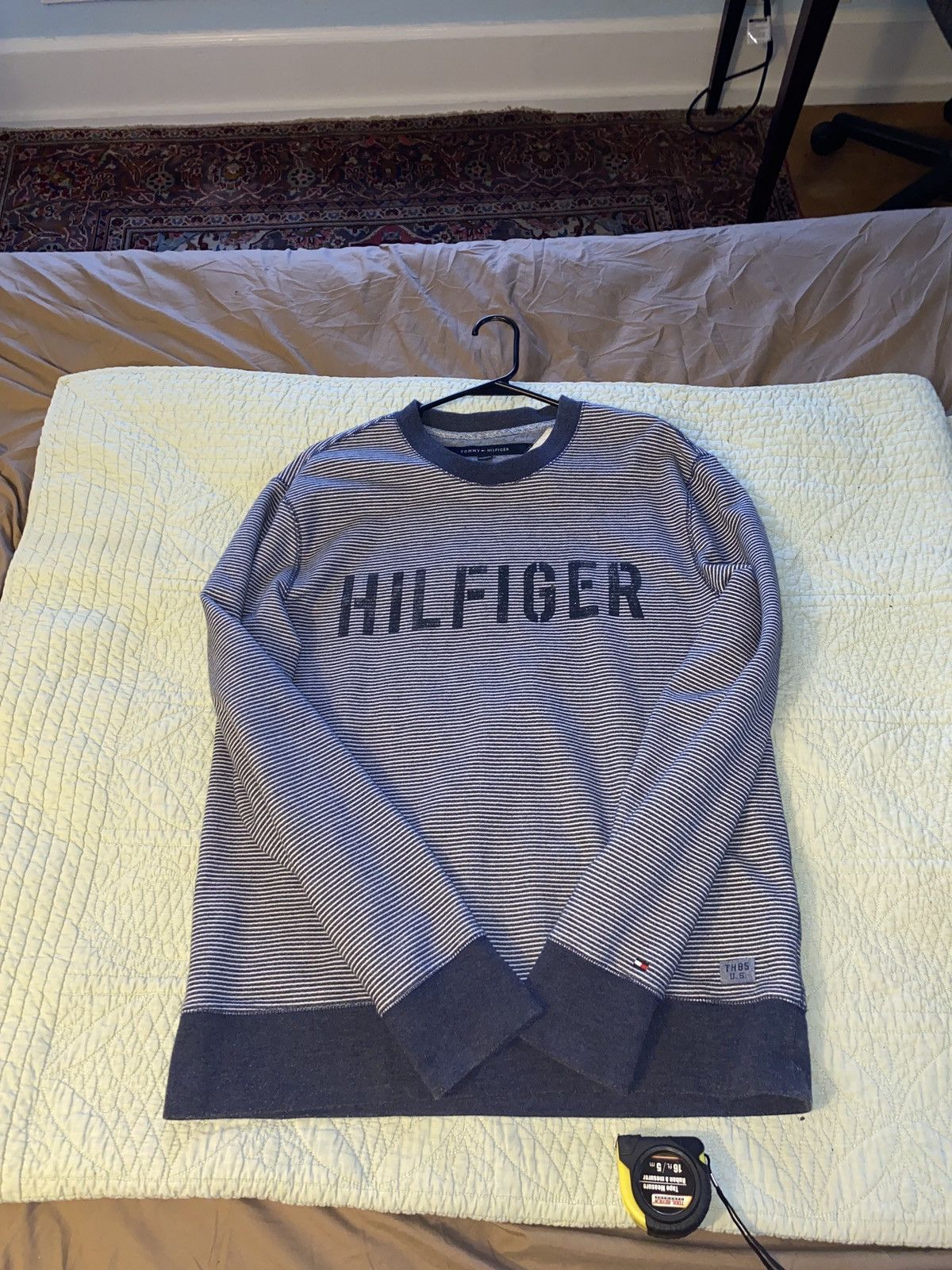Tommy Hilfiger × Tommy Jeans × Vintage Tommy Hilfiger Striped Crewneck/sweater men’s size L VTG 90s Size US L / EU 52-54 / 3 - 1 Thumbnail