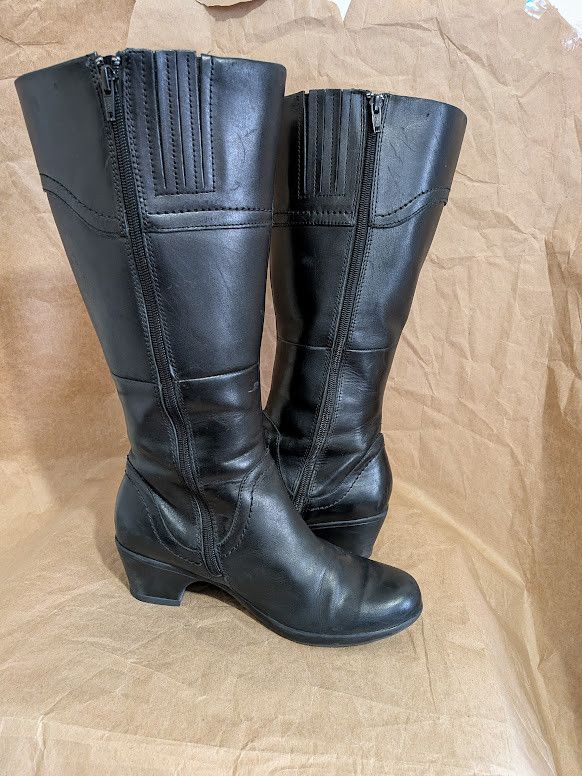 Clarks Ingalls Vicky knee high tall blk boots sz 7.5 Wide calf Size US 7.5 / IT 37.5 - 4 Thumbnail