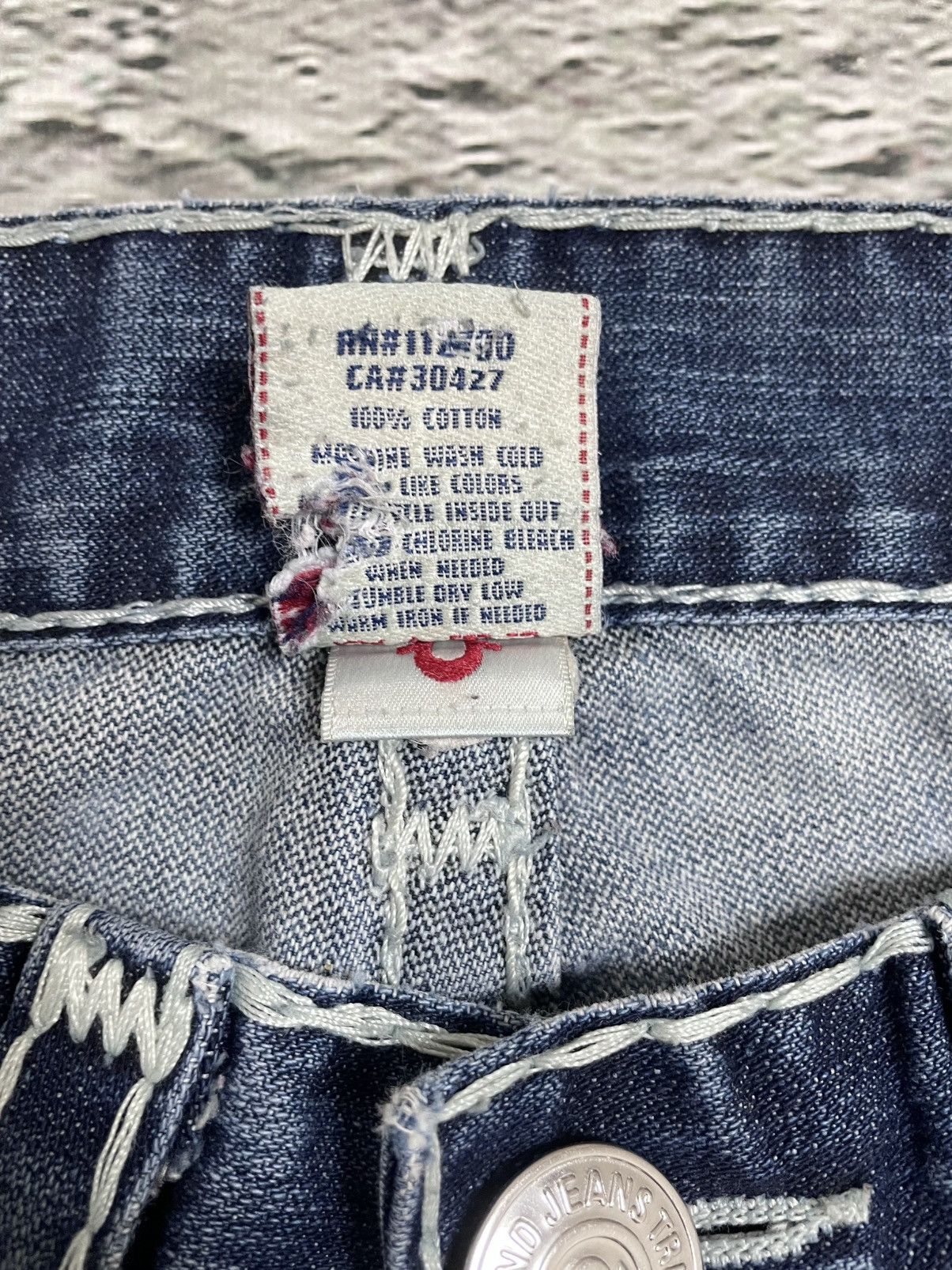 True Religion True Religion blue jeans white thick stitching Bobby Size US 32 / EU 48 - 7 Thumbnail