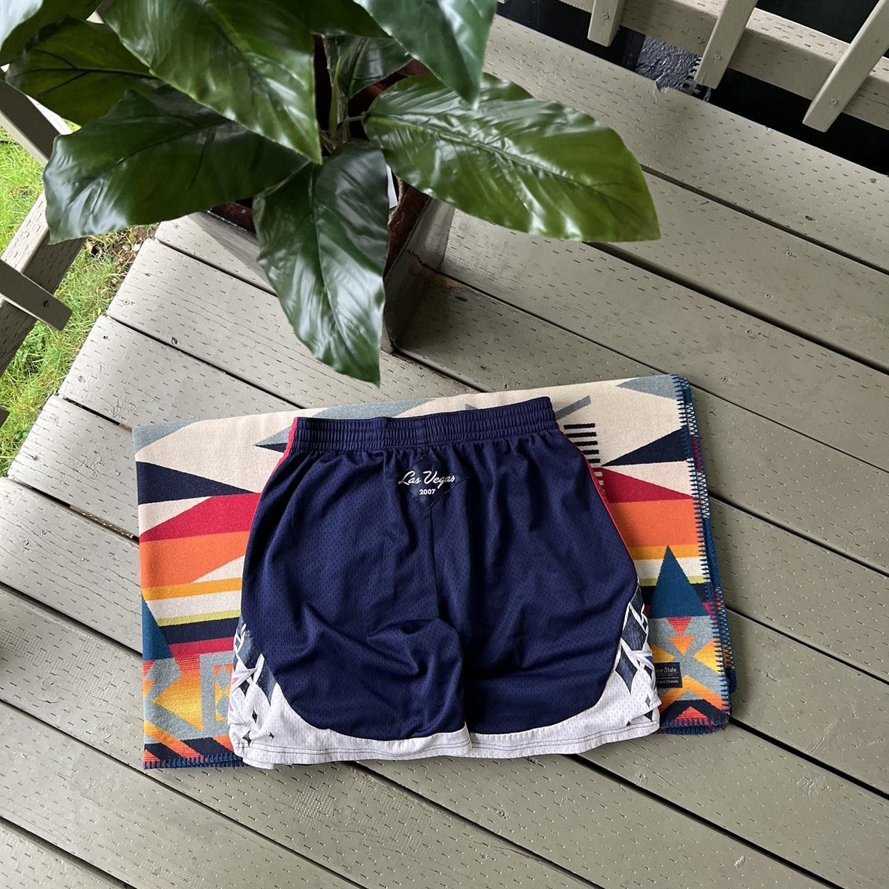 NBA × Vintage nba shorts Size US 30 / EU 46 - 2 Thumbnail