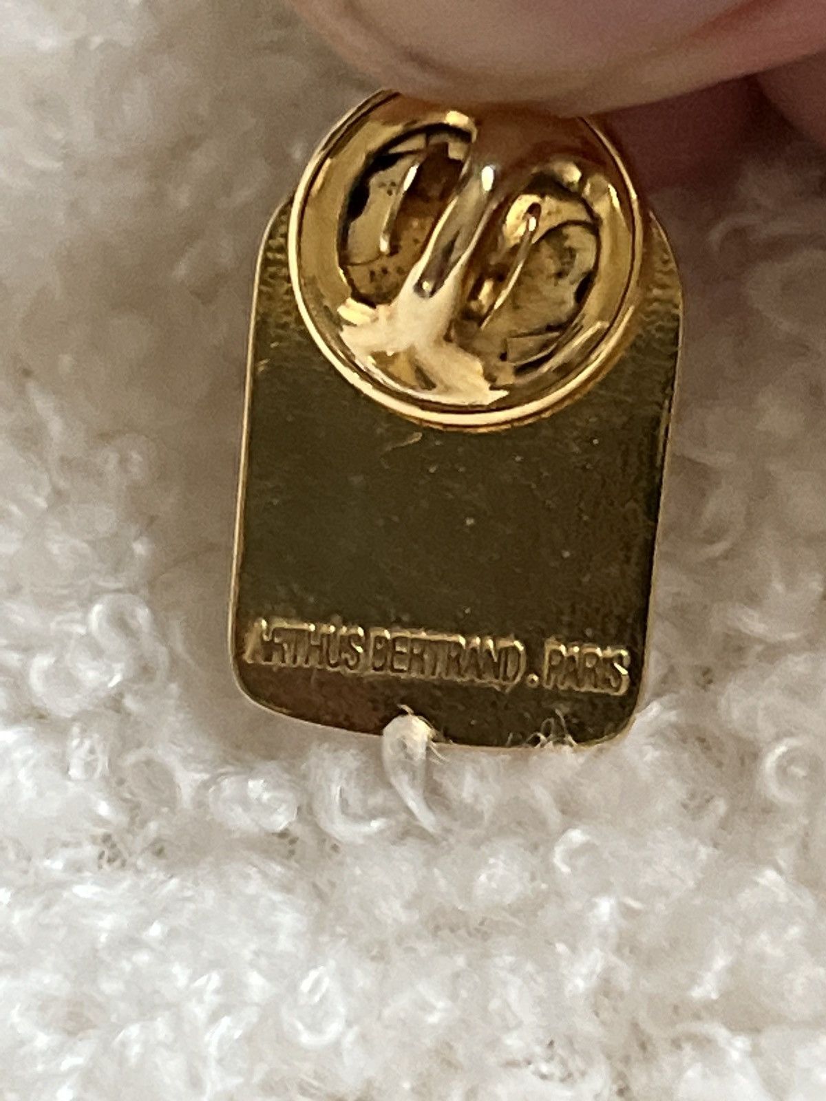 Vintage Chivas Regal vintage pin Size ONE SIZE - 4 Thumbnail