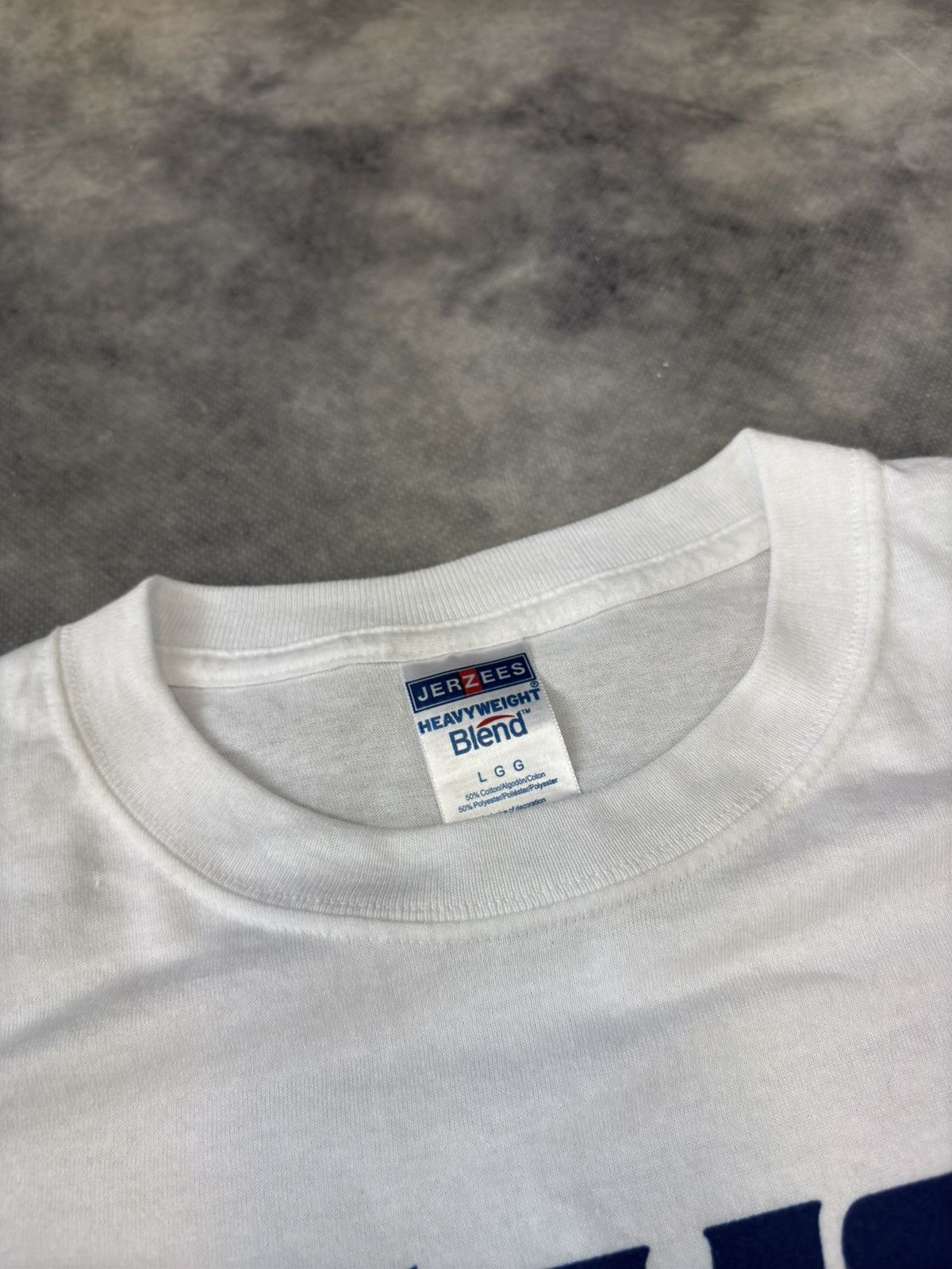 Vintage Vintage 90s American College T shirt tee school university Size US L / EU 52-54 / 3 - 3 Thumbnail
