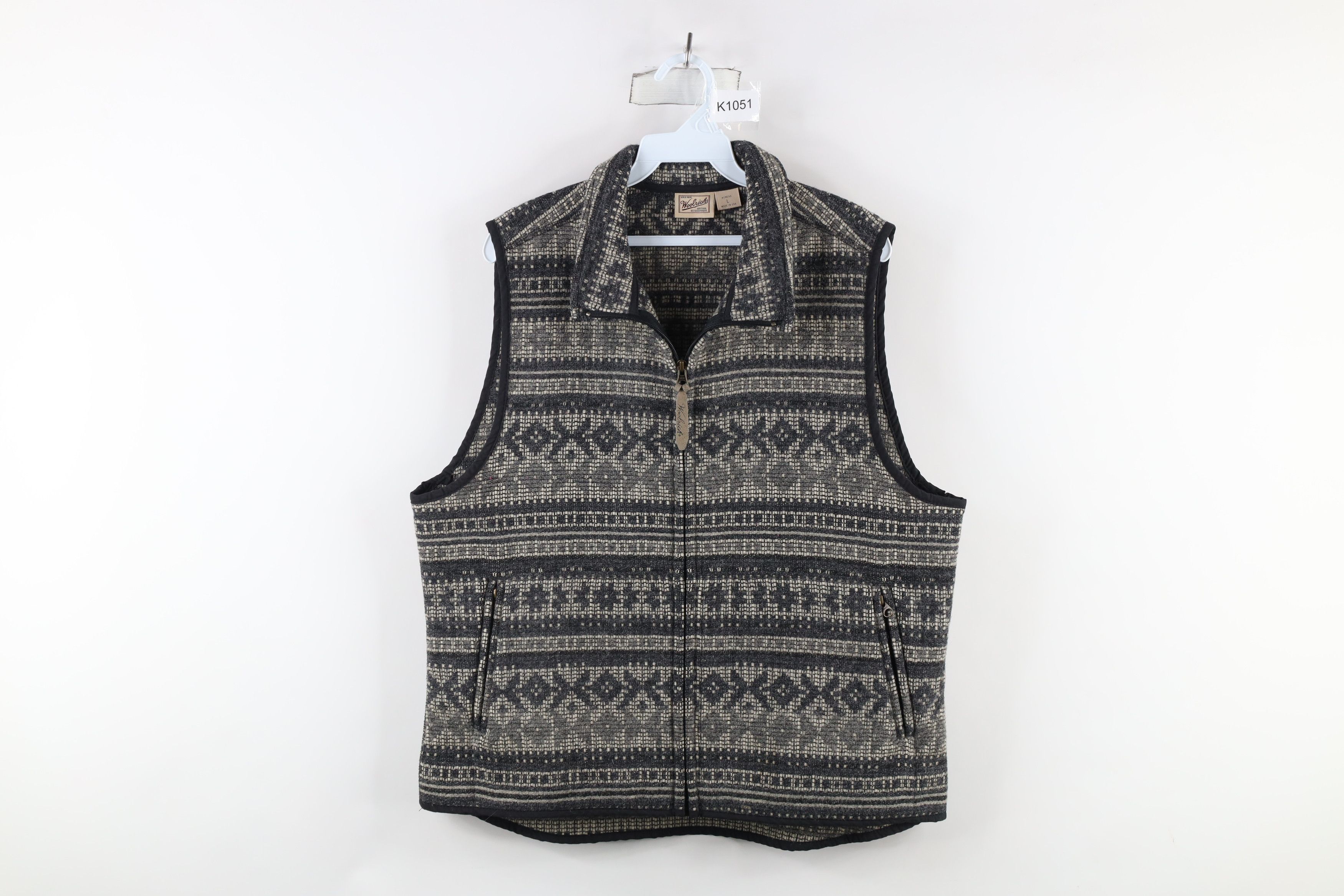 Vintage × Woolrich Woolen Mills Vintage 90s Woolrich Wool Blanket Full Zip Vest Jacket USA Size L / US 10 / IT 46 - 1 Thumbnail