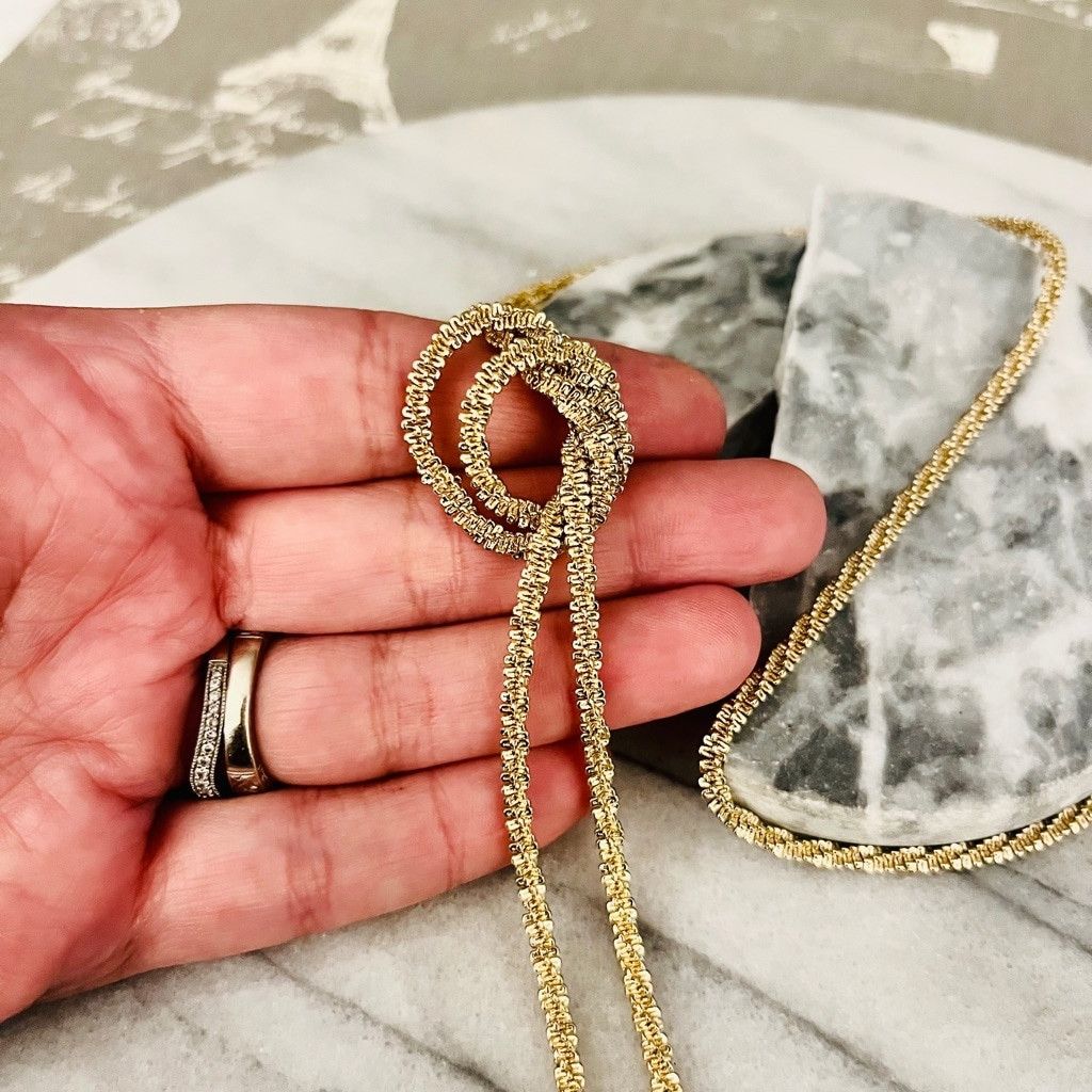 Vintage Vintage Textured Gold Toned Chain Necklace Knot Tassel Size ONE SIZE - 5 Thumbnail