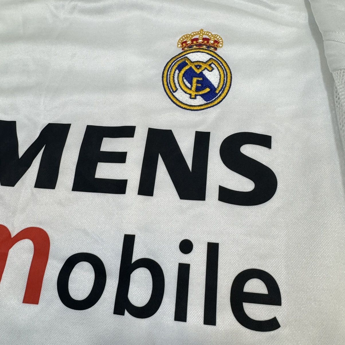 Other Real Madrid 04/05 player issue home shirt Size US L / EU 52-54 / 3 - 5 Thumbnail