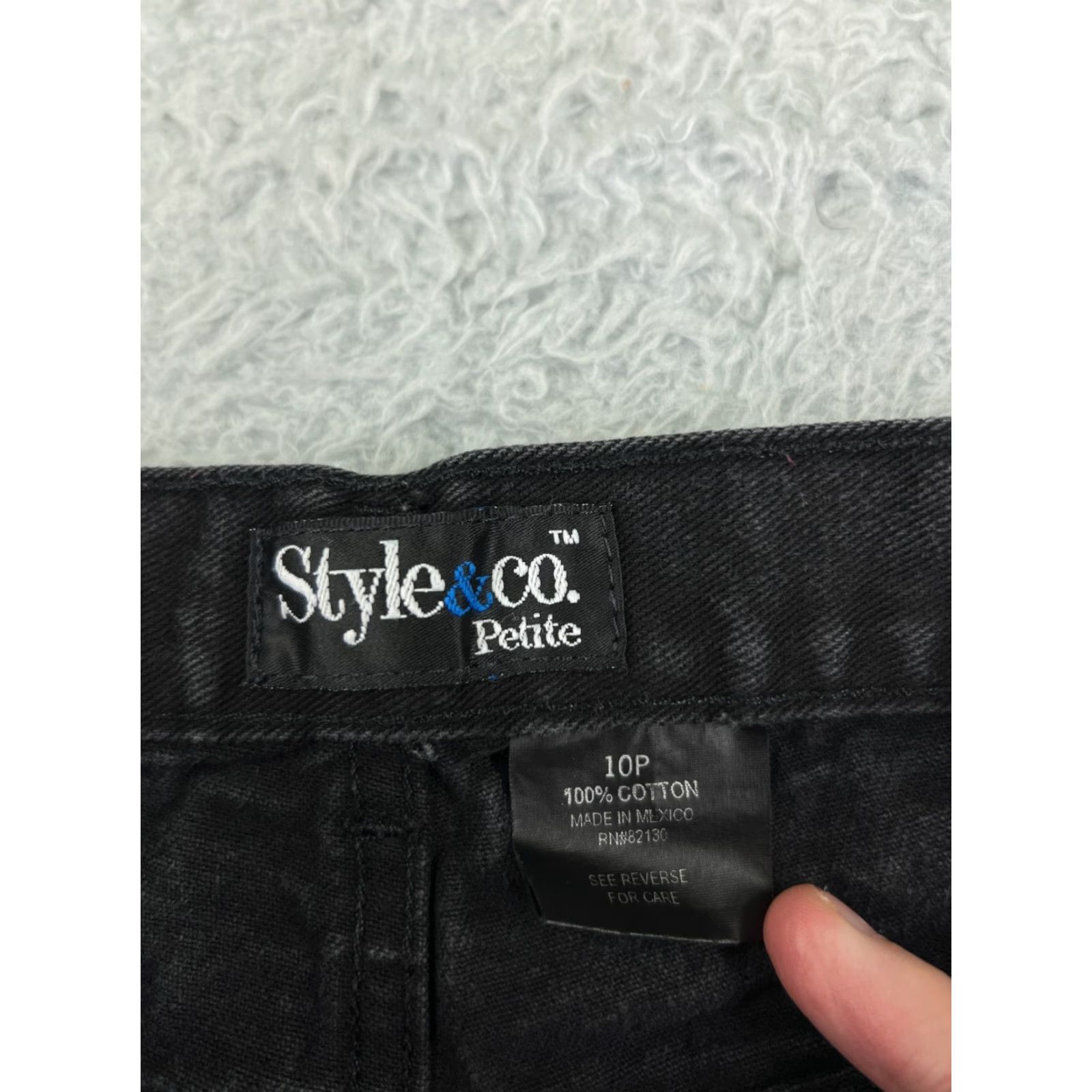 Vintage Style&co. Jeans Womens 10P Black Denim Straight Leg 100% Cotton Studded 5-Pocket Design Size 32" / US 10 / IT 46 - 4 Thumbnail