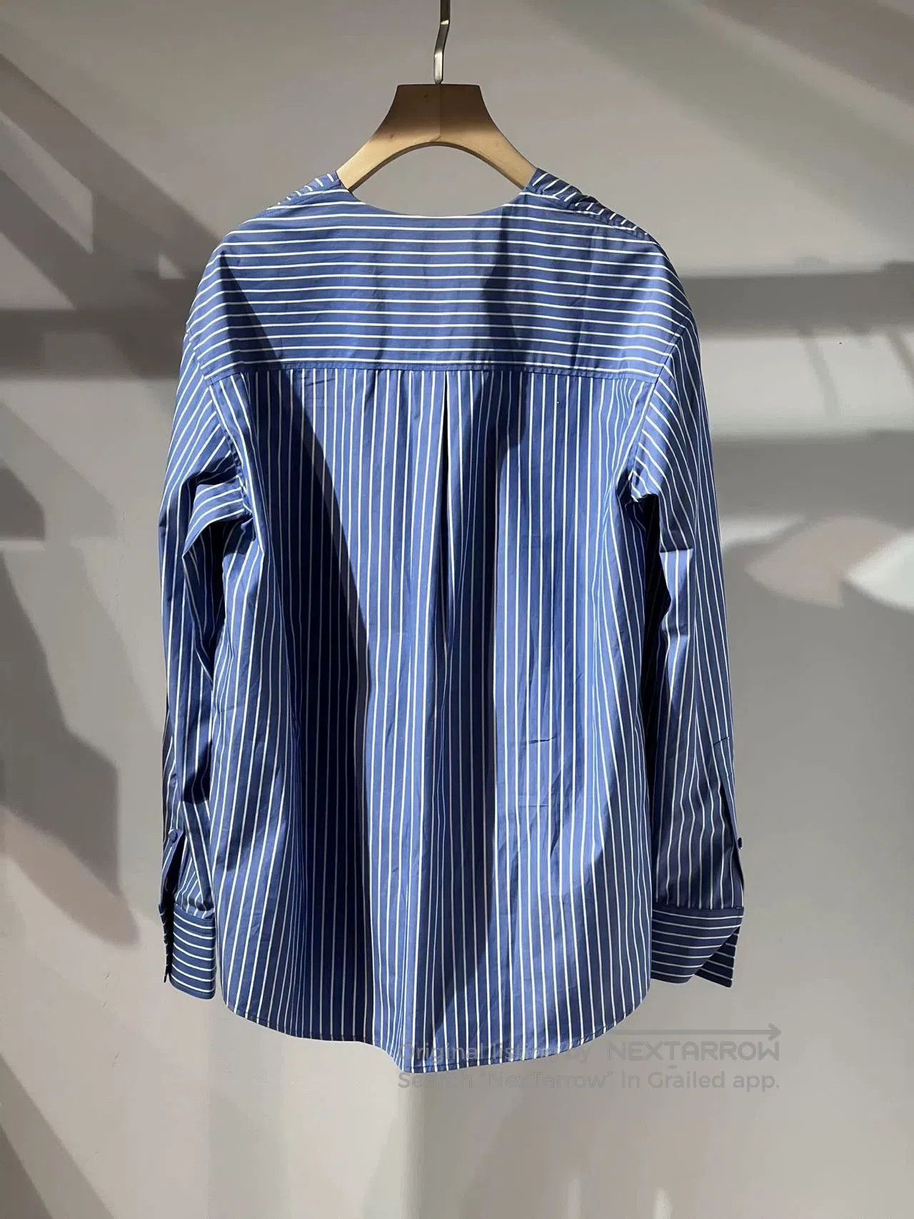 Valentino Valentino Women's Striped Shirt in Blue. Size S / US 4 / IT 40 - 2 Thumbnail
