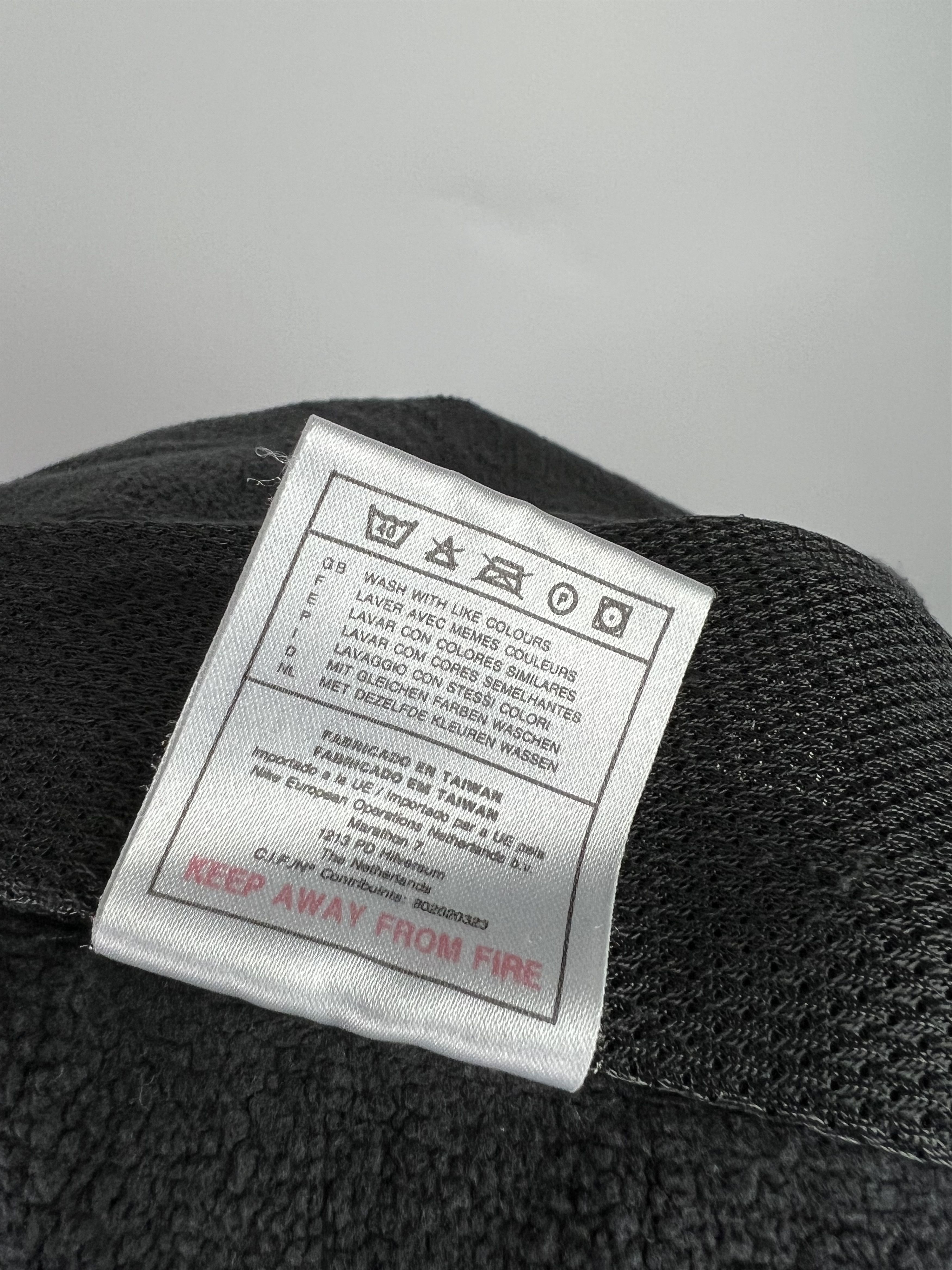 Nike Nike Vintage Jacket Size M Size US M / EU 48-50 / 2 - 13 Thumbnail