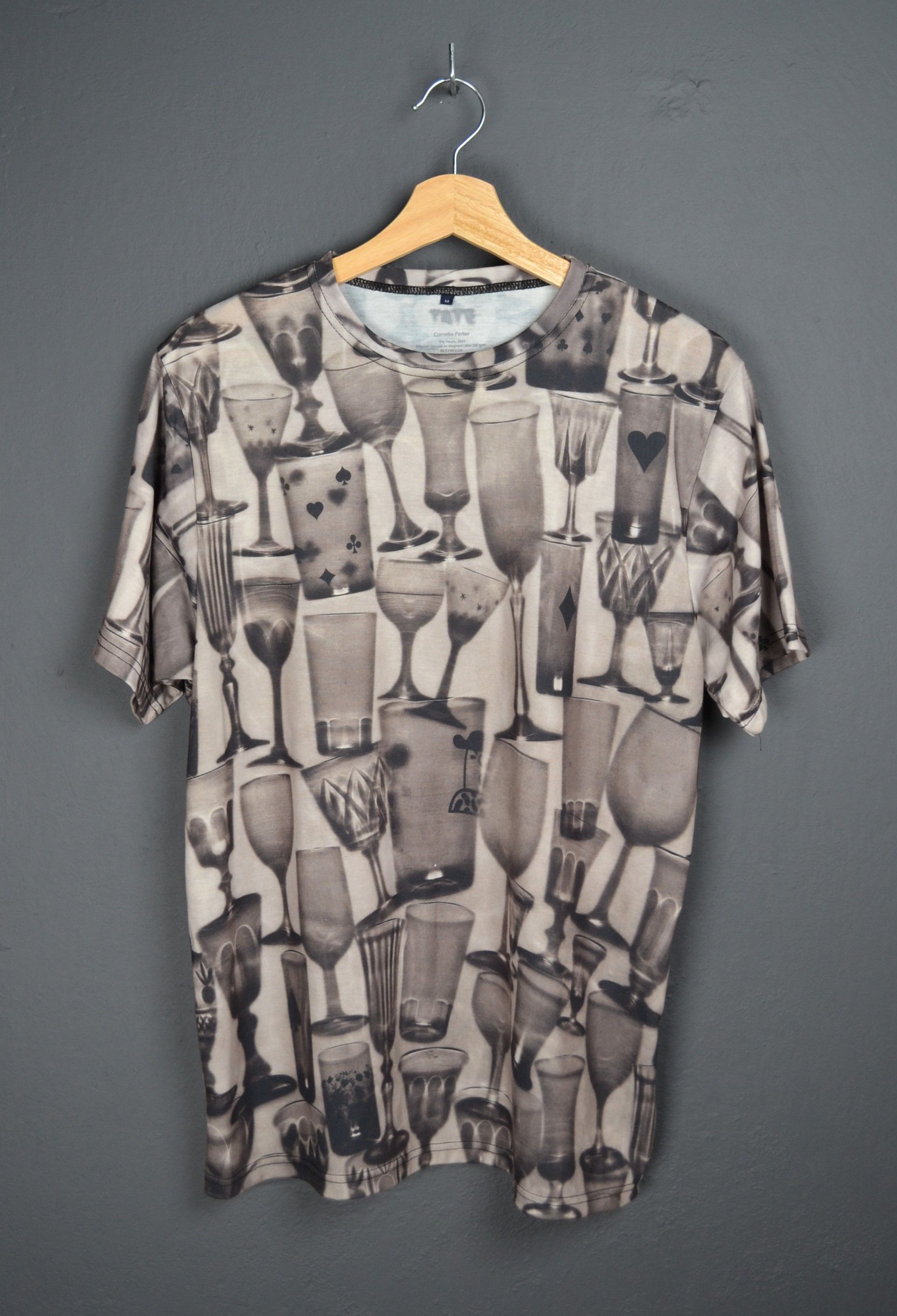 Other Cornelia Parker The Hours, 2022 M size T-shirt Print Size US M / EU 48-50 / 2 - 2 Thumbnail