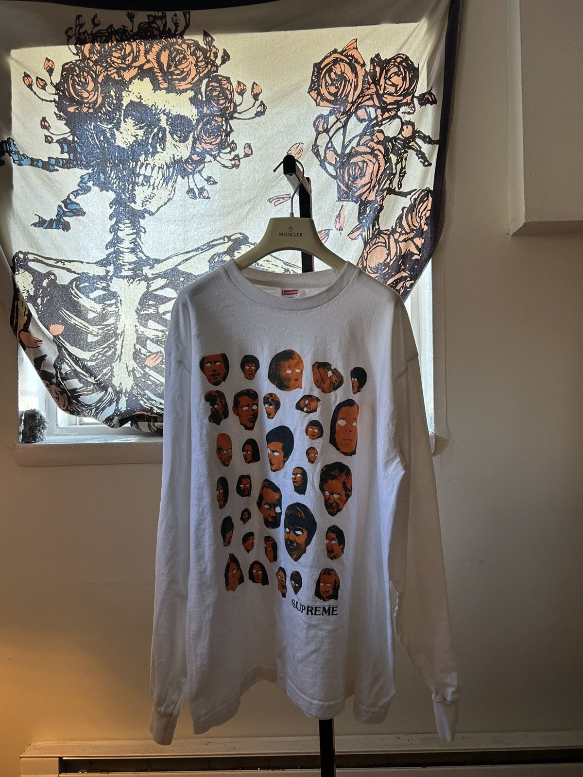 Suprem SS19 Faces L/S Tee