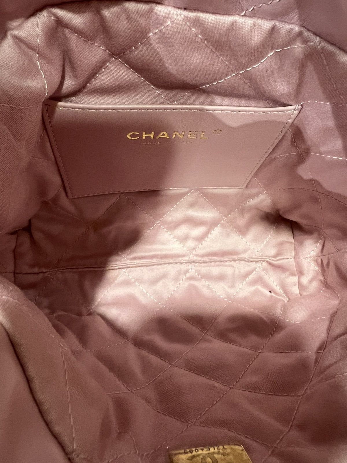 Chanel Chanel Mini Quilted 22 Hobo Bag Pink Size ONE SIZE - 12 Thumbnail