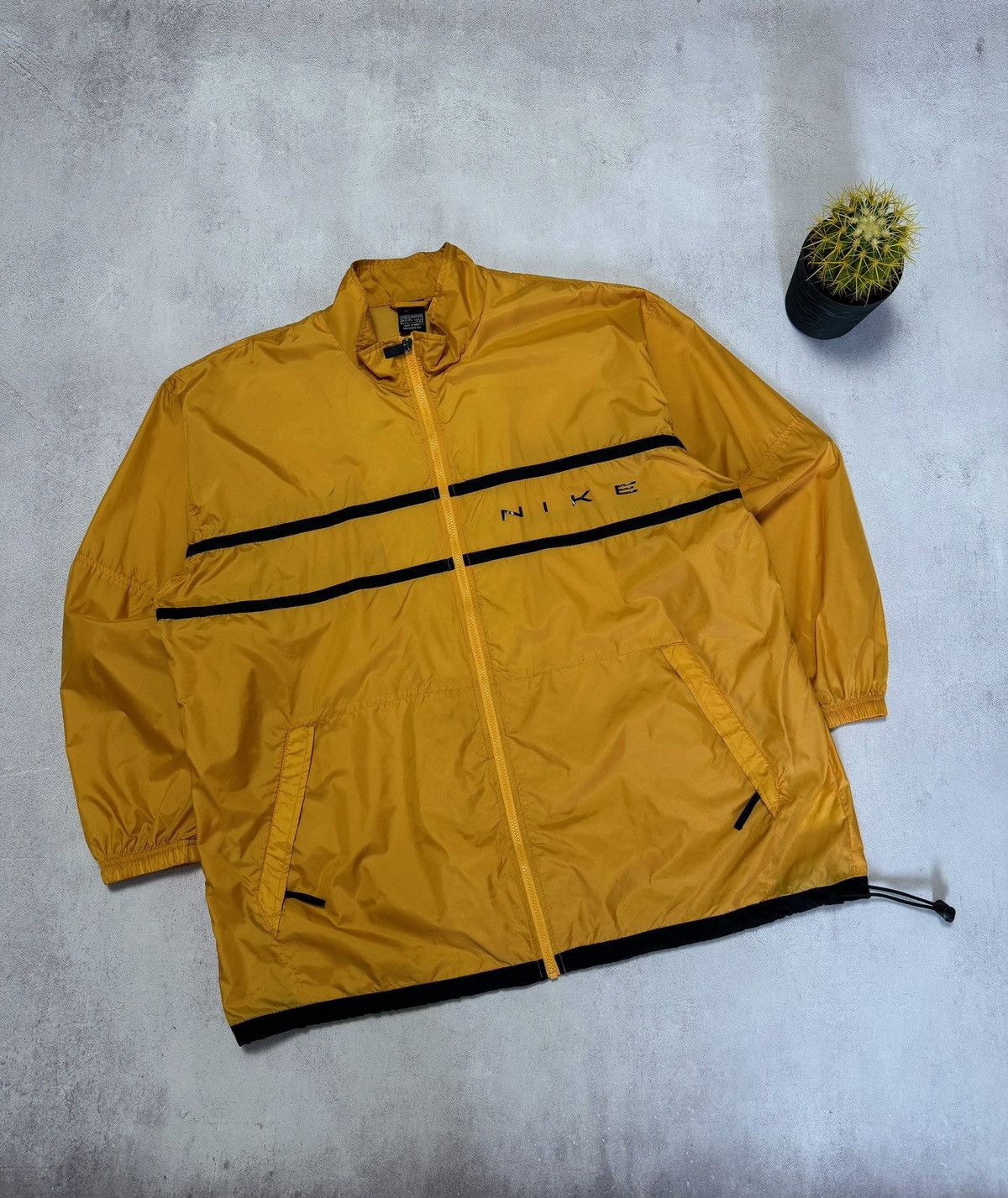 Vintage Vintage Nike Jacket Windbreaker Nylon Big Logo Baggy Y2K 90s Size US XXL / EU 58 / 5 - 1 Thumbnail