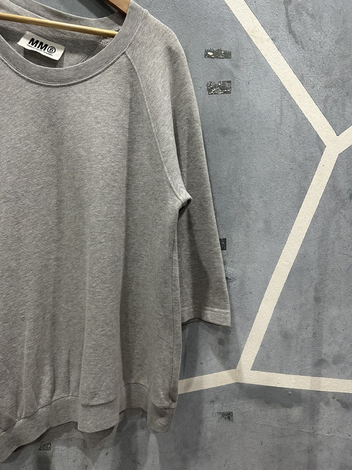Maison Margiela Maison Martin Margiela MM6 Asymmetrical Sweatshirt Size US M / EU 48-50 / 2 - 8 Thumbnail