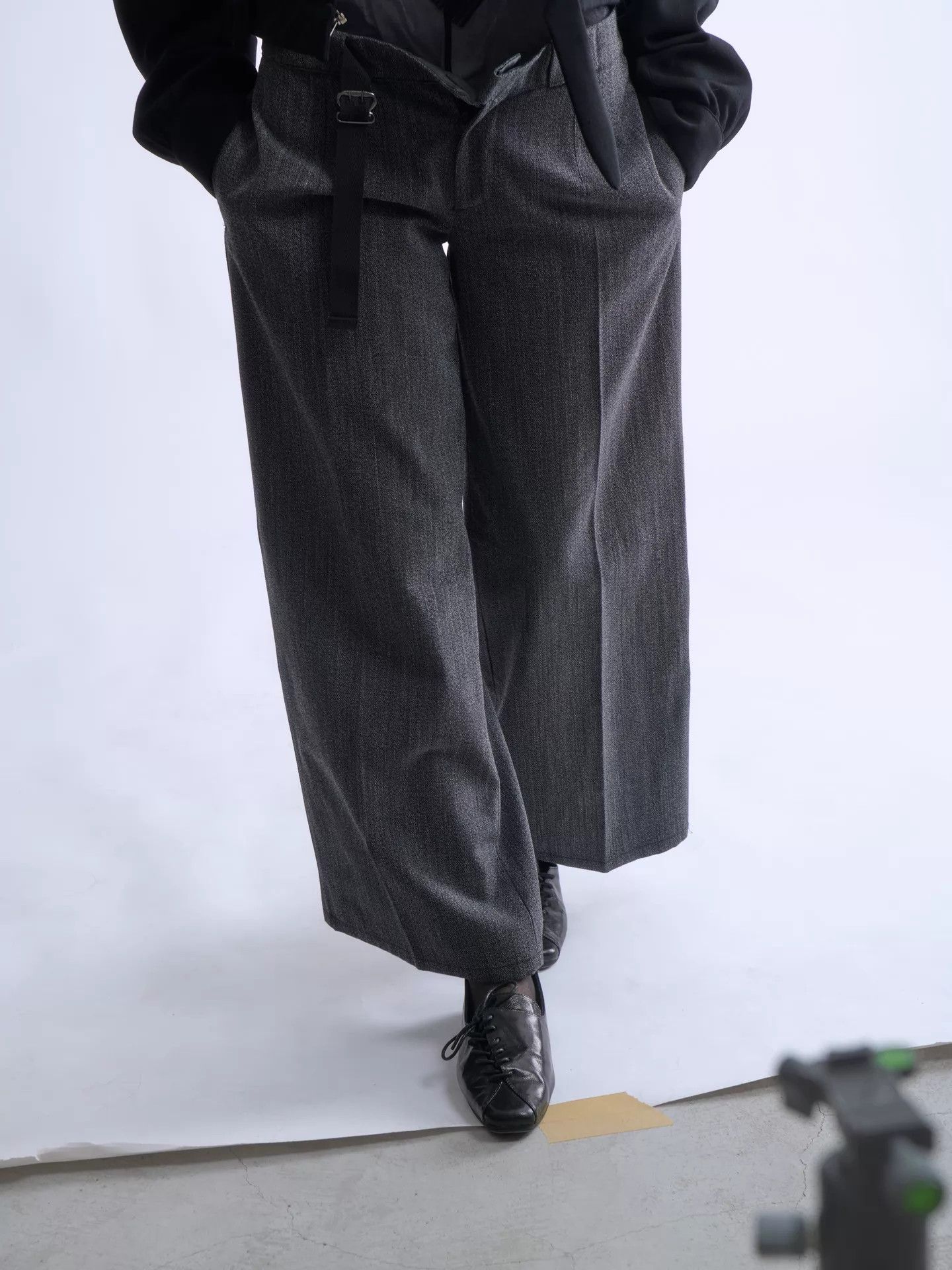Miu Miu MIU MIU 90s-00s Gray Wool-Blend Neutral Tailored Trousers 38 Size 26" / US 2 / IT 38 - 5 Thumbnail