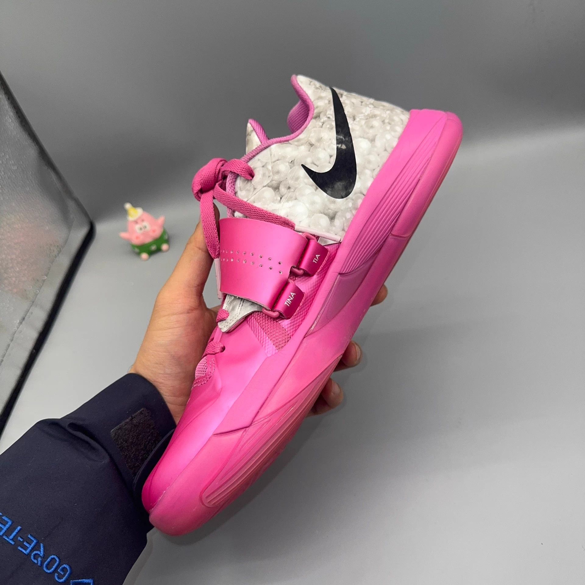 Nike Nike KD4 Pink 42.5 Size US 9.5 / EU 42-43 - 6 Thumbnail