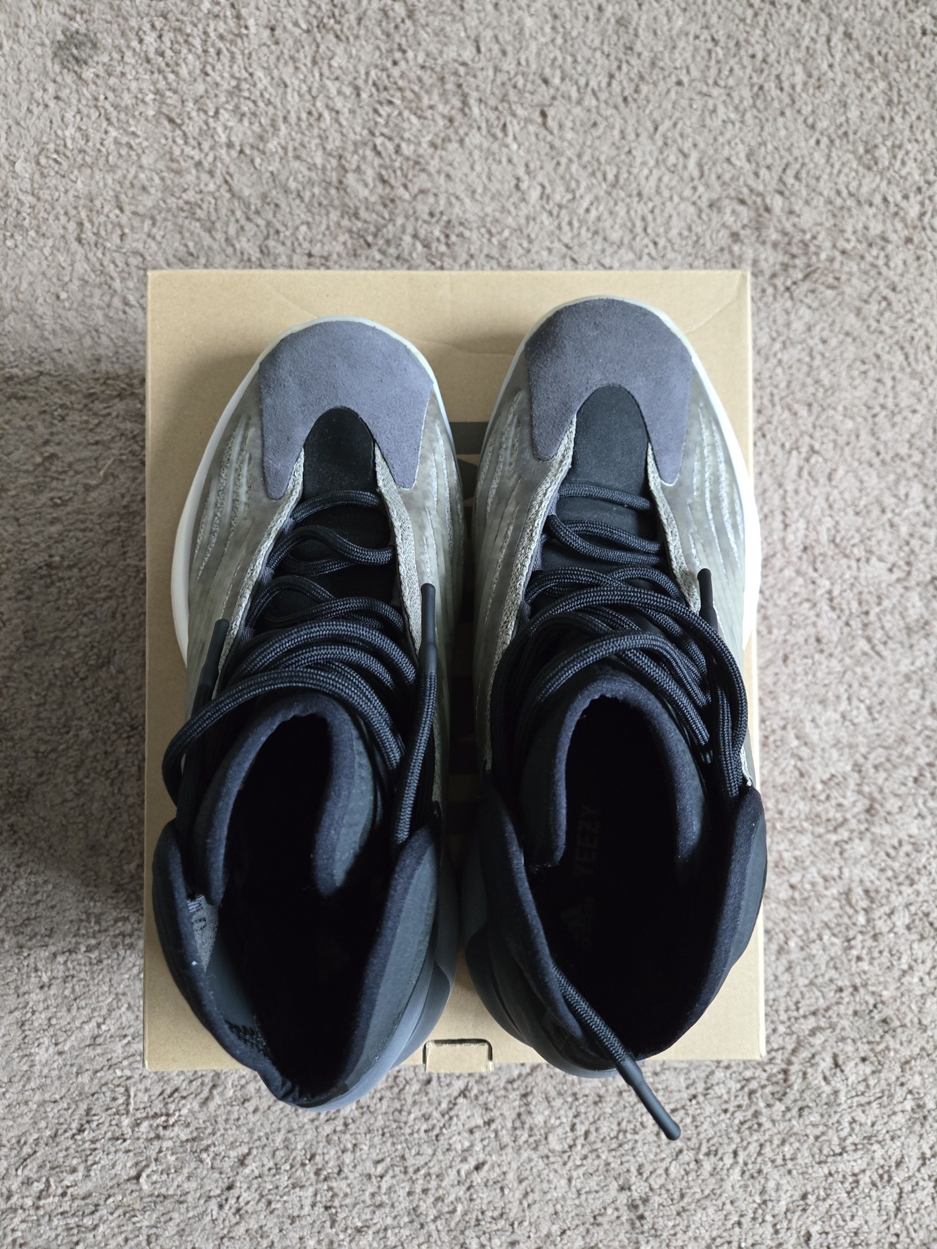 Yeezy Yeezy QNTM Barium Size US 9 / EU 42 - 3 Thumbnail