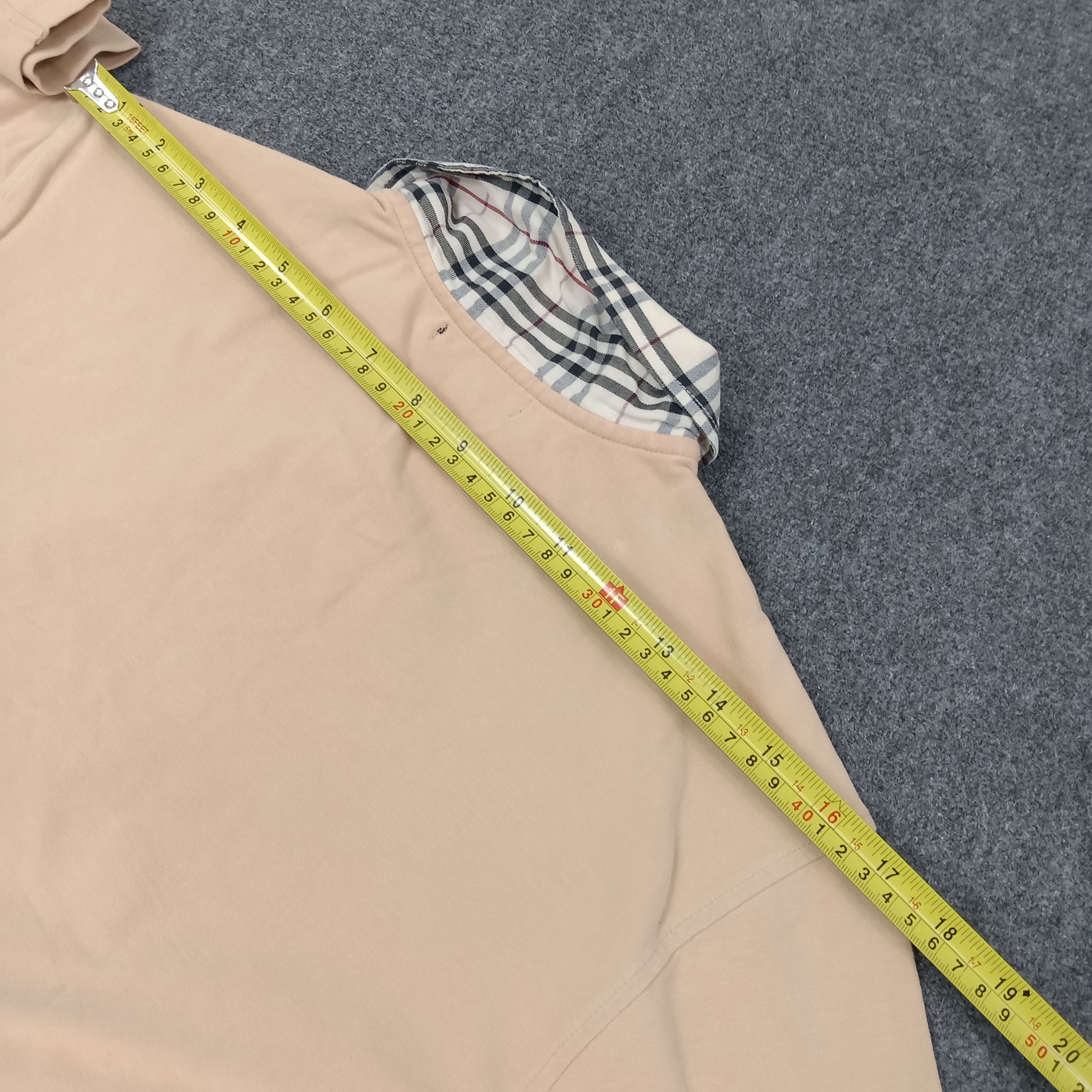 Burberry Burberry London Nova Check Designer Polos C249N9 Size US M / EU 48-50 / 2 - 5 Thumbnail